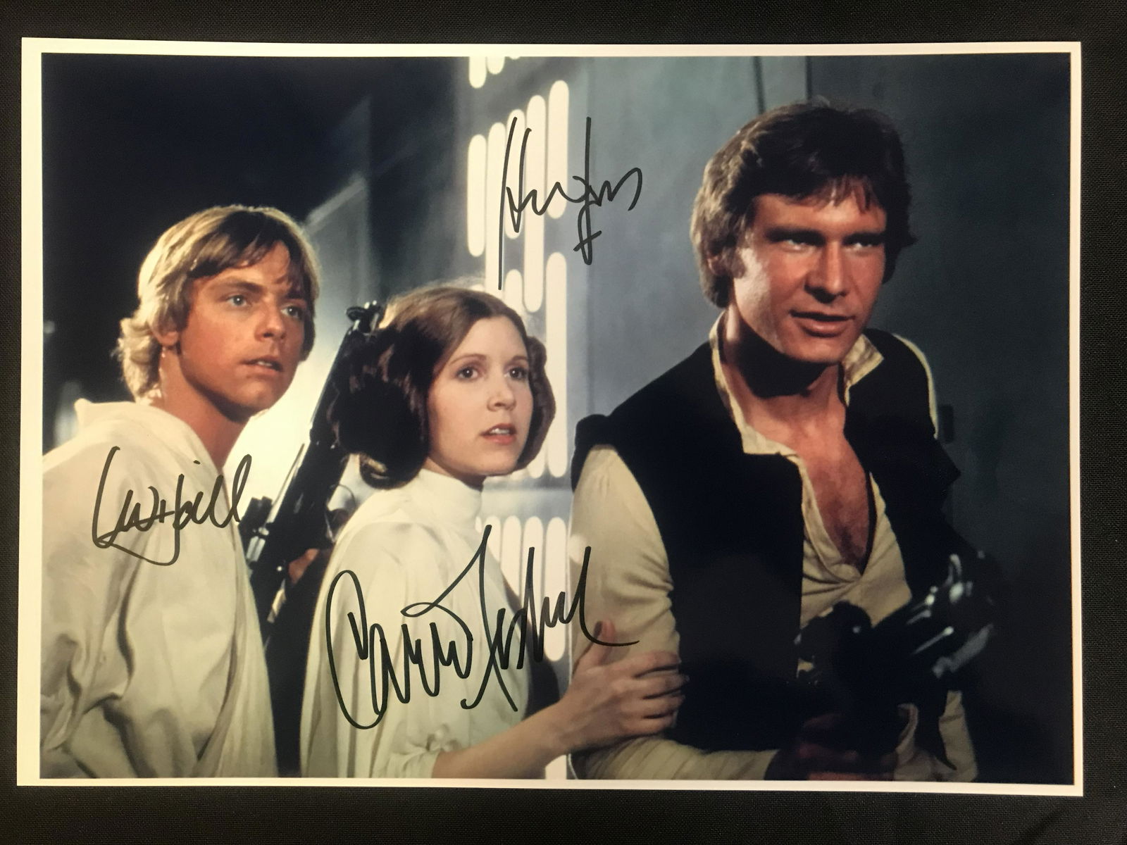 MARK HAMILL, CARRIE FISHER AND HARRISON FORD SIGNED 8X10 PHOTO (RA COA) (1 of 2)