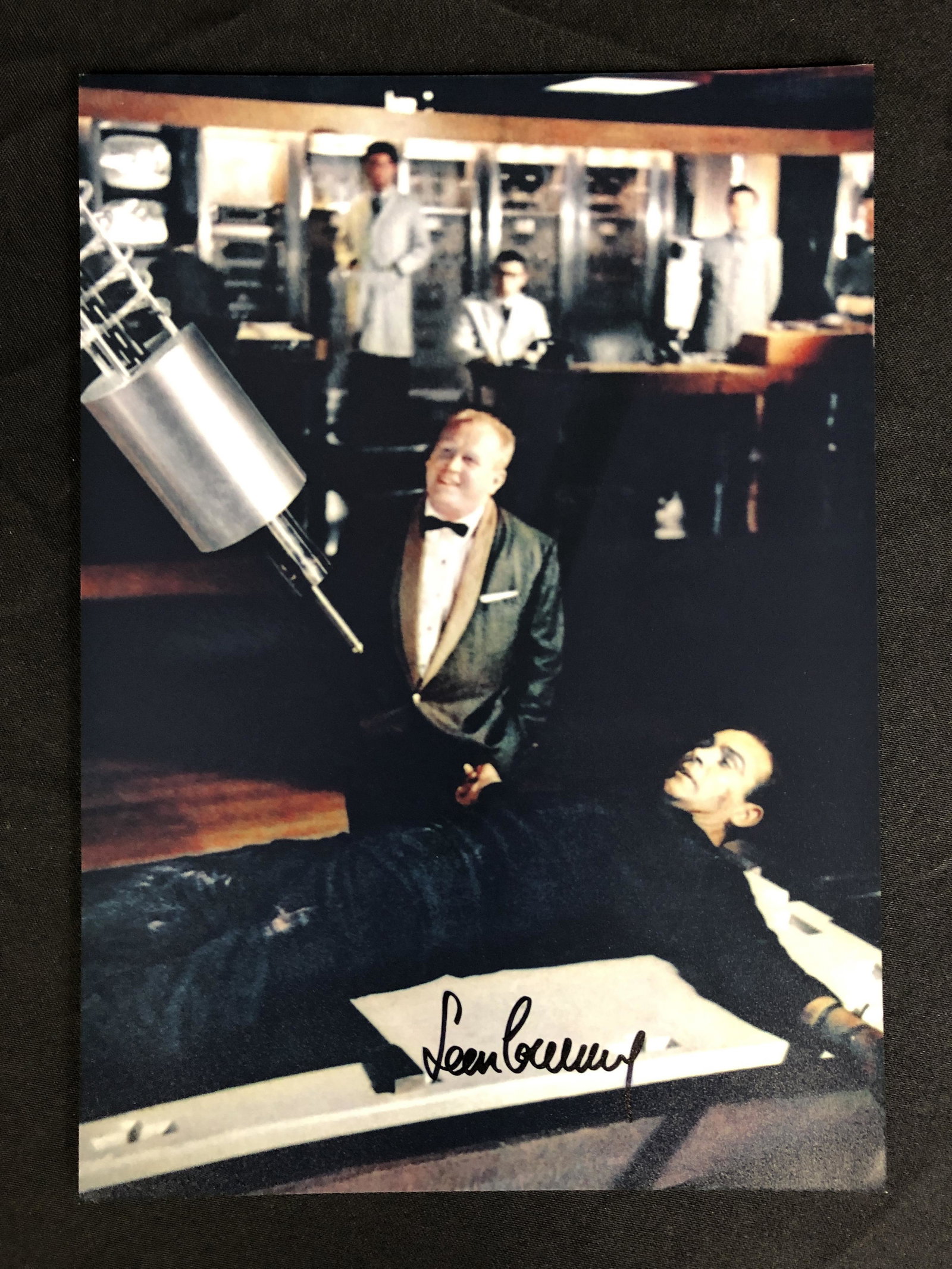 SEAN CONNERY SIGNED JAMES BOND 8 X 10 (RA COA) (1 of 2)