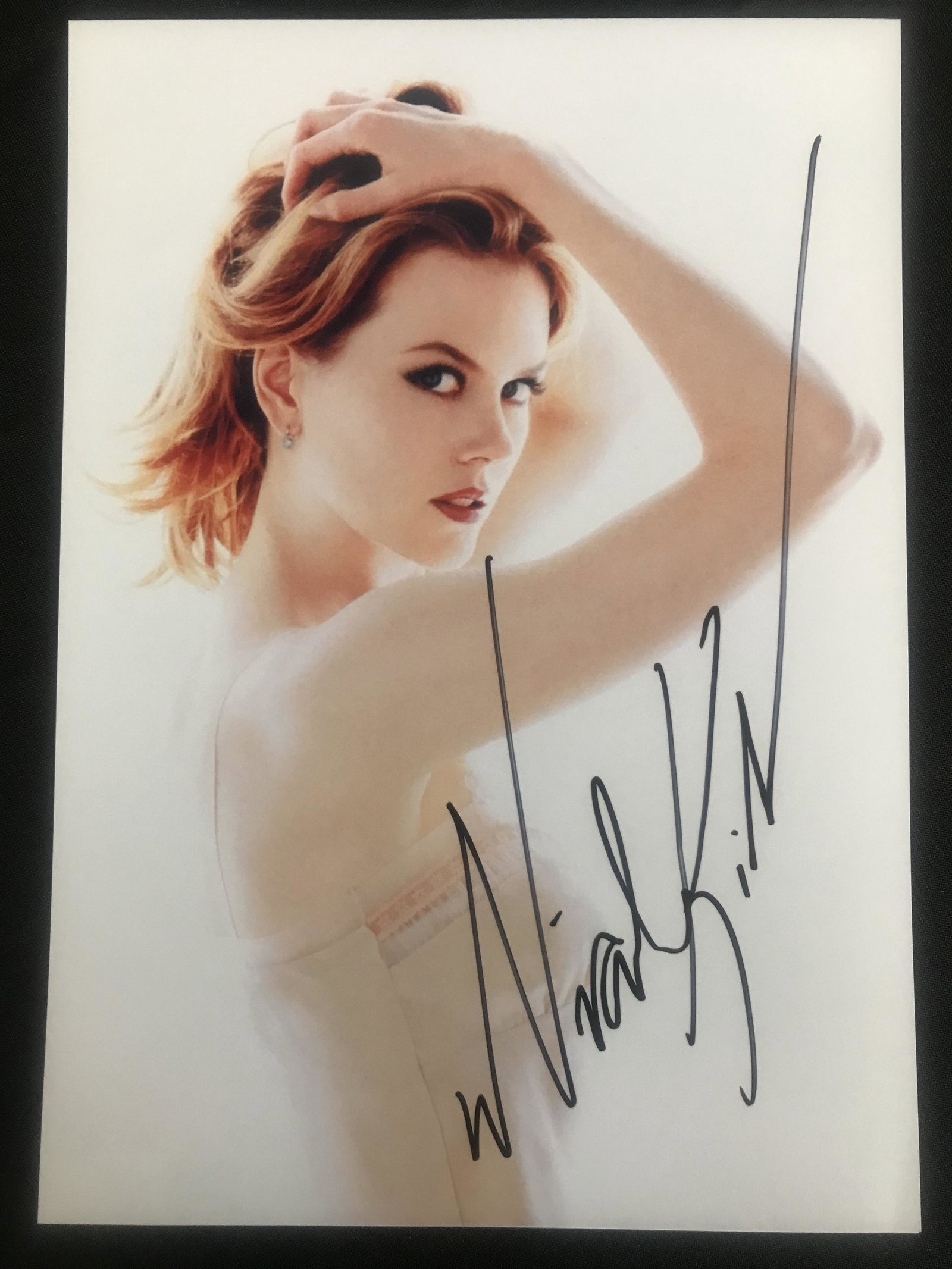 NICOLE KIDMAN SIGNED 8 X 10 (RA COA): NICOLE KIDMAN SIGNED 8 X 10 (RA COA)