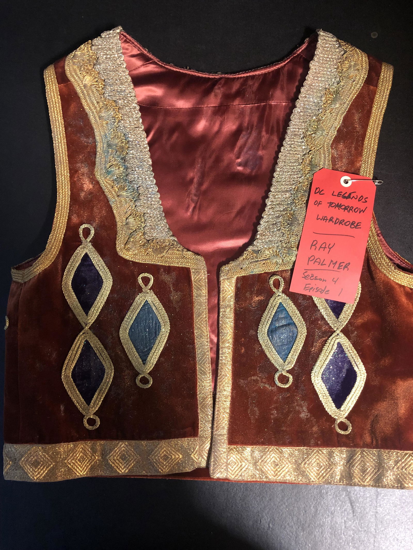 DC LEGENDS OF TOMORROW WARDROBE (RAY PALMER SEASON 4 EPISODE 1) (1 of 2)