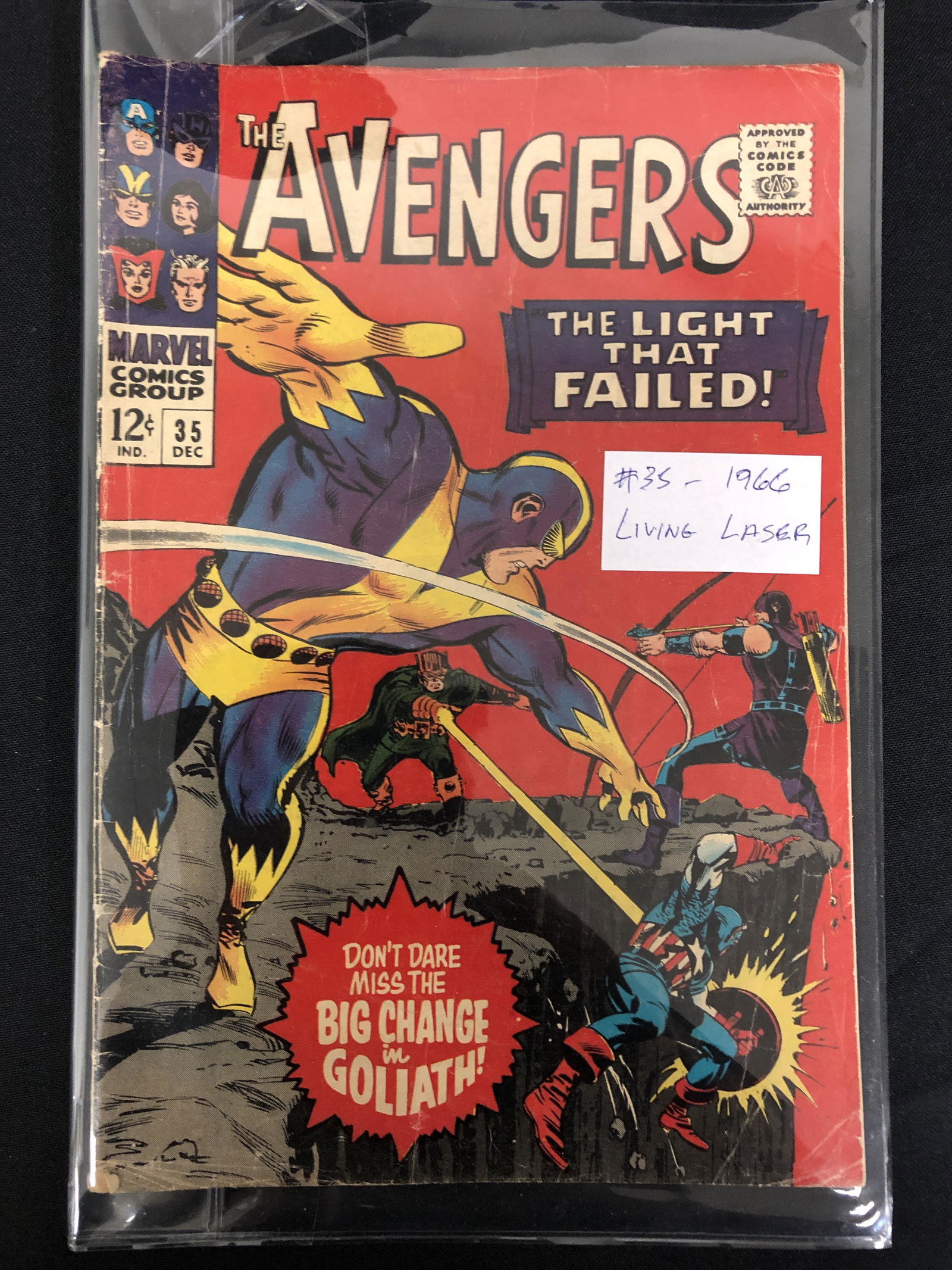 MARVEL COMICS THE AVENGERS #35 (1 of 1)