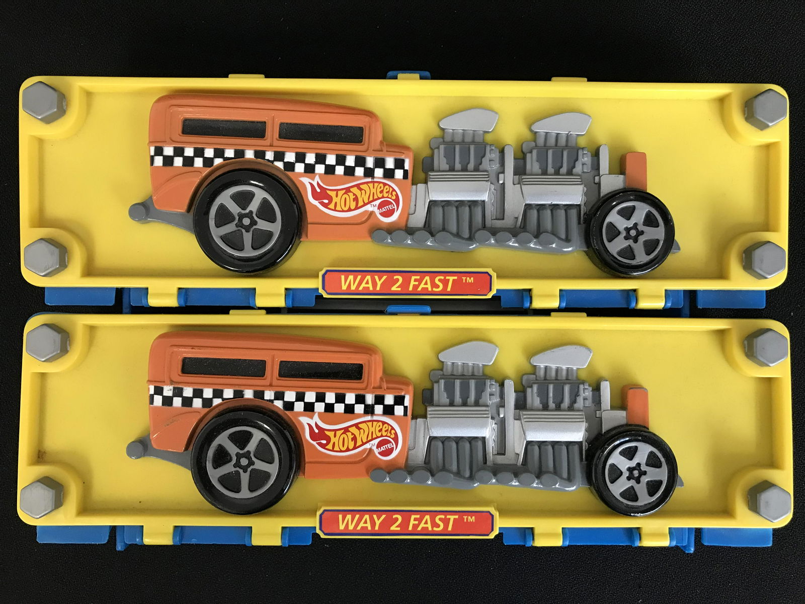 HOT WHEELS CARRYING CASES WITH HOT WHEELS (1 of 1)