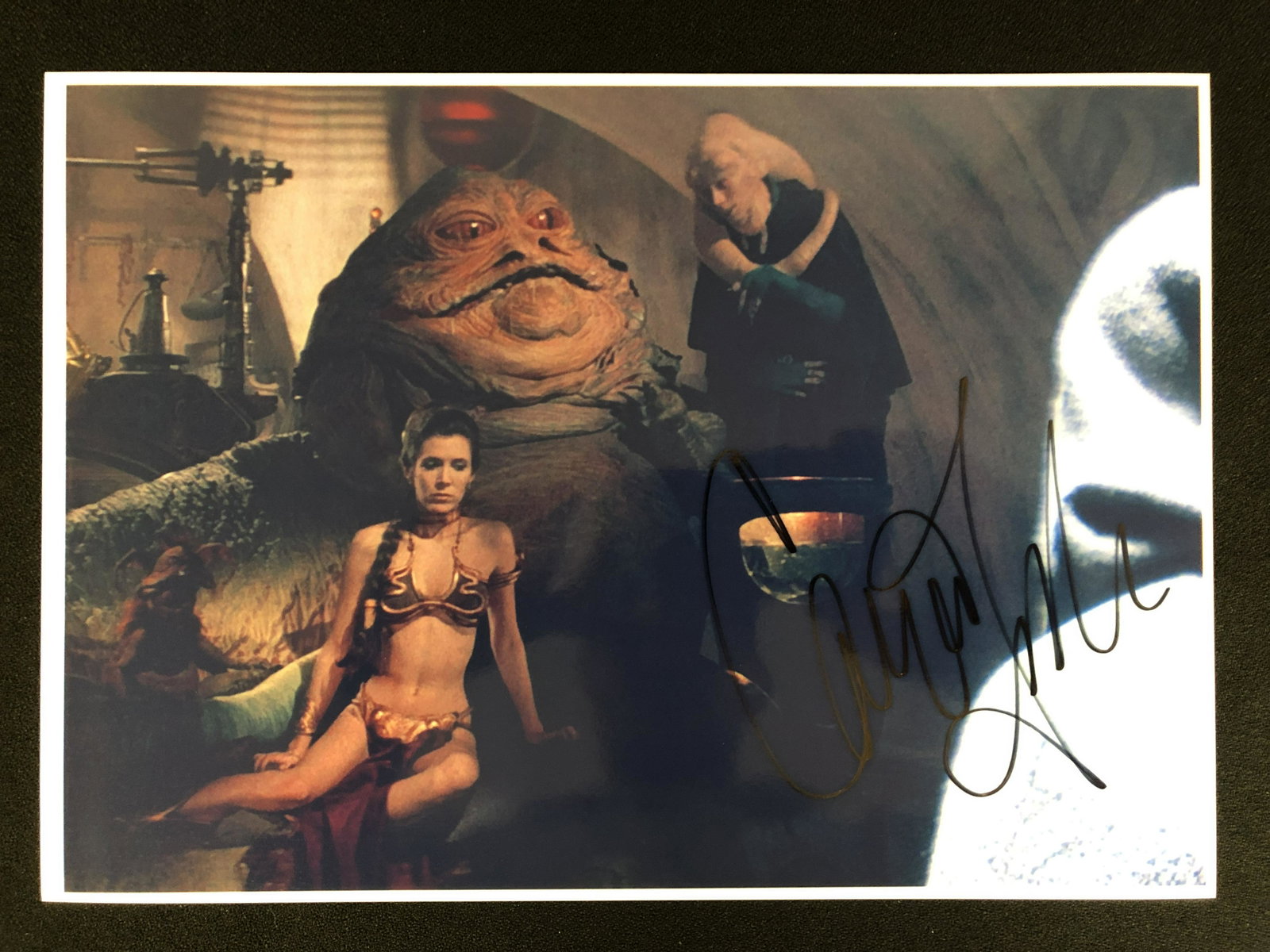 CARRIE FISHER SIGNED STAR WARS 8 X 10 (RA COA): CARRIE FISHER SIGNED STAR WARS 8 X 10 (RA COA)