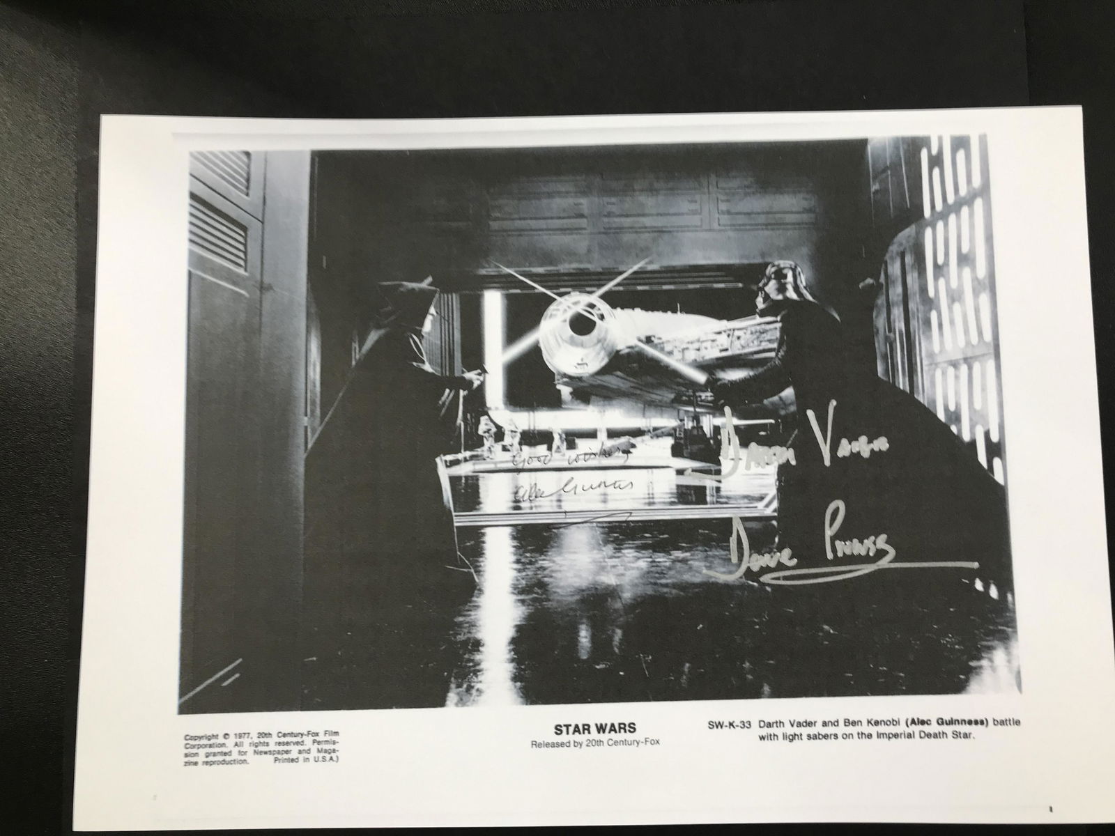 ALEC GUINESS AND DAVID PROWSE SIGNED 8X 10 (RA COA) (1 of 2)