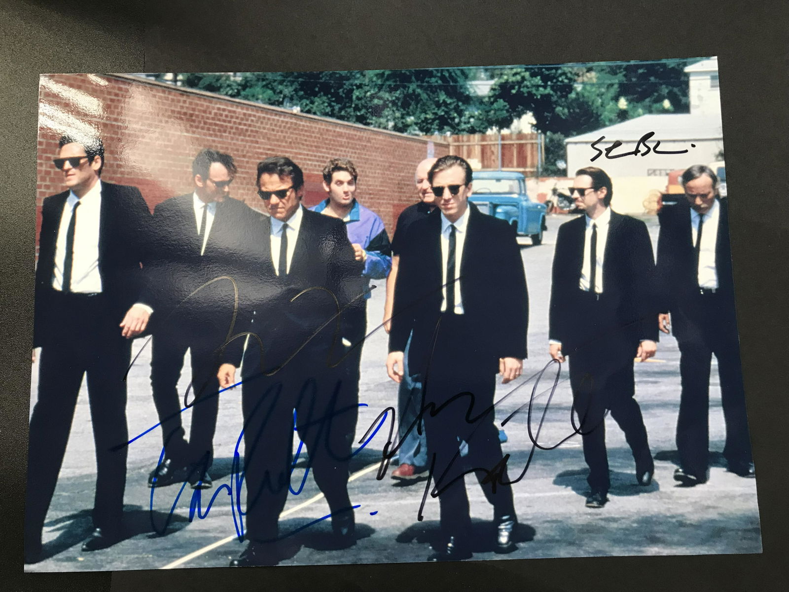 RESEVOIR DOGS CAST SIGNED 8 X 10 (RA COA) (1 of 2)