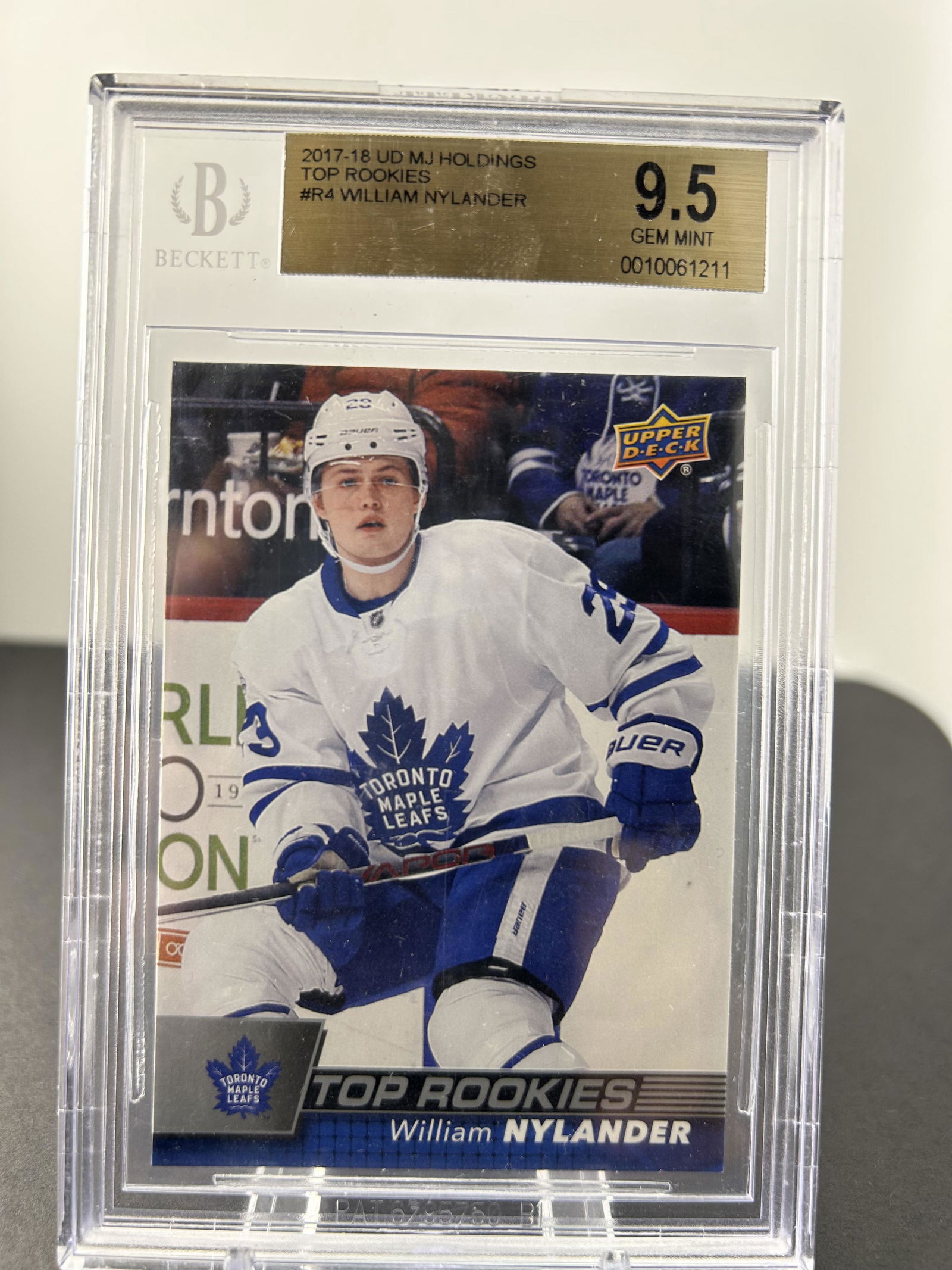 2017-18 UPPER DECK MJ HOLDINGS WILLIAM NYLANDER TOP ROOKIES (BECKETT 9.5) (1 of 2)