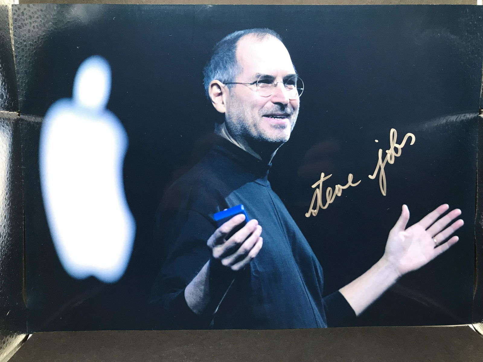 STEVE JOBS SIGNED 8 X 10 (RA COA) (1 of 2)