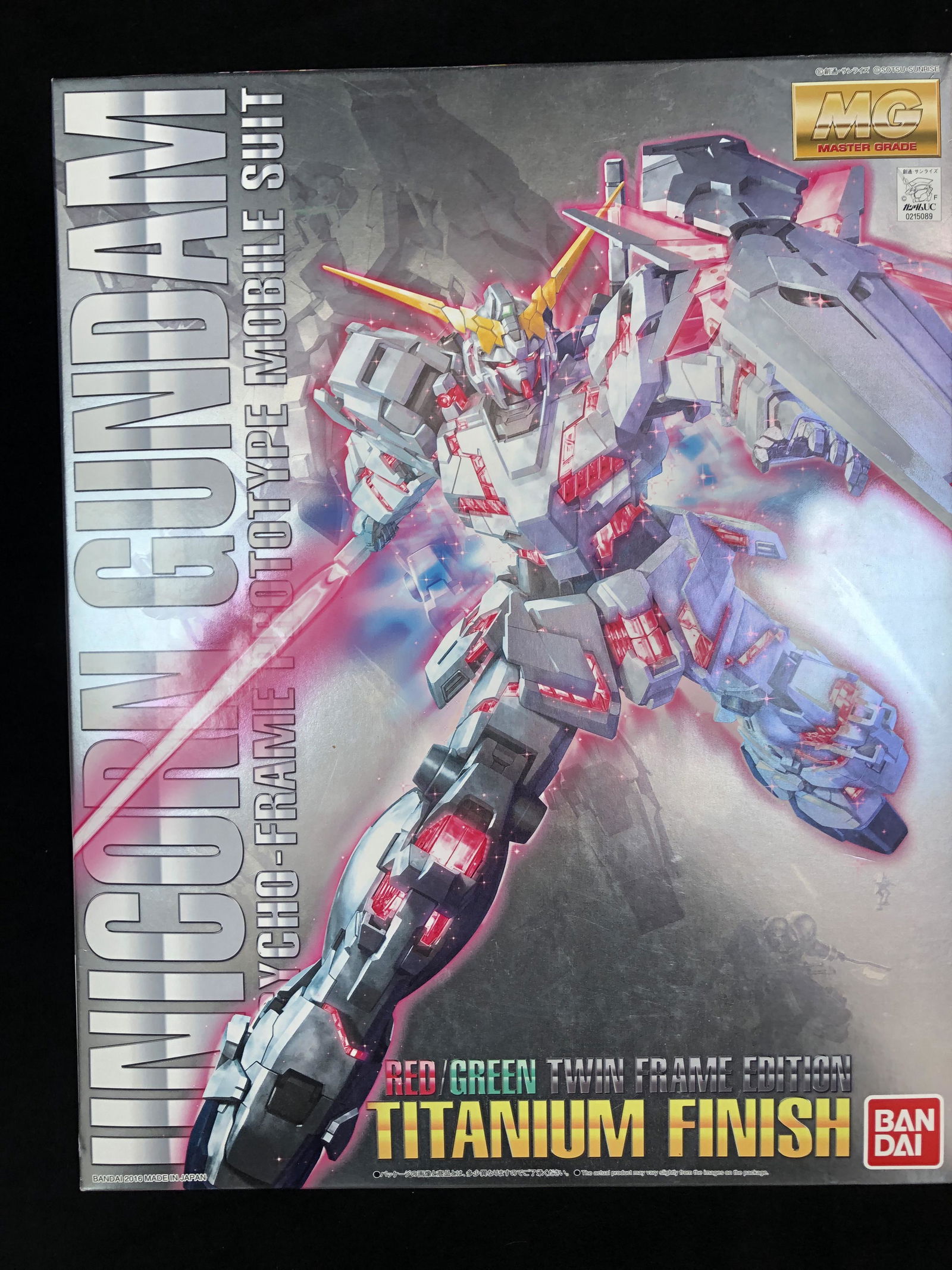SEALED BANDAI UNICORN GUNDAM TITANIUM MODEL SEALED (1 of 1)