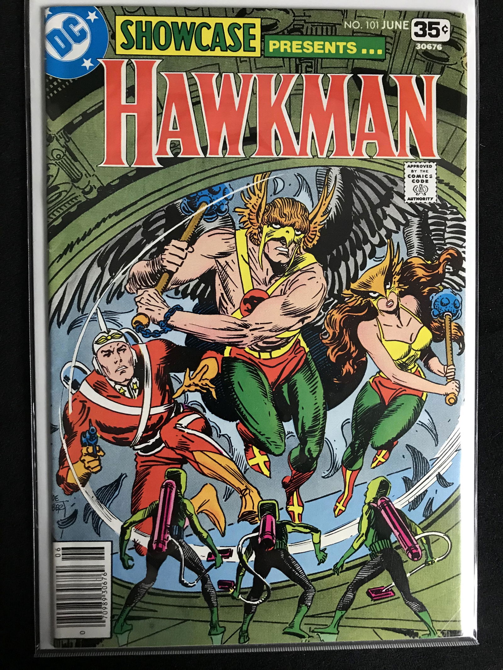 DC COMICS SHOWCASE PRESENTS HAWKEYE NO.101 (1 of 1)
