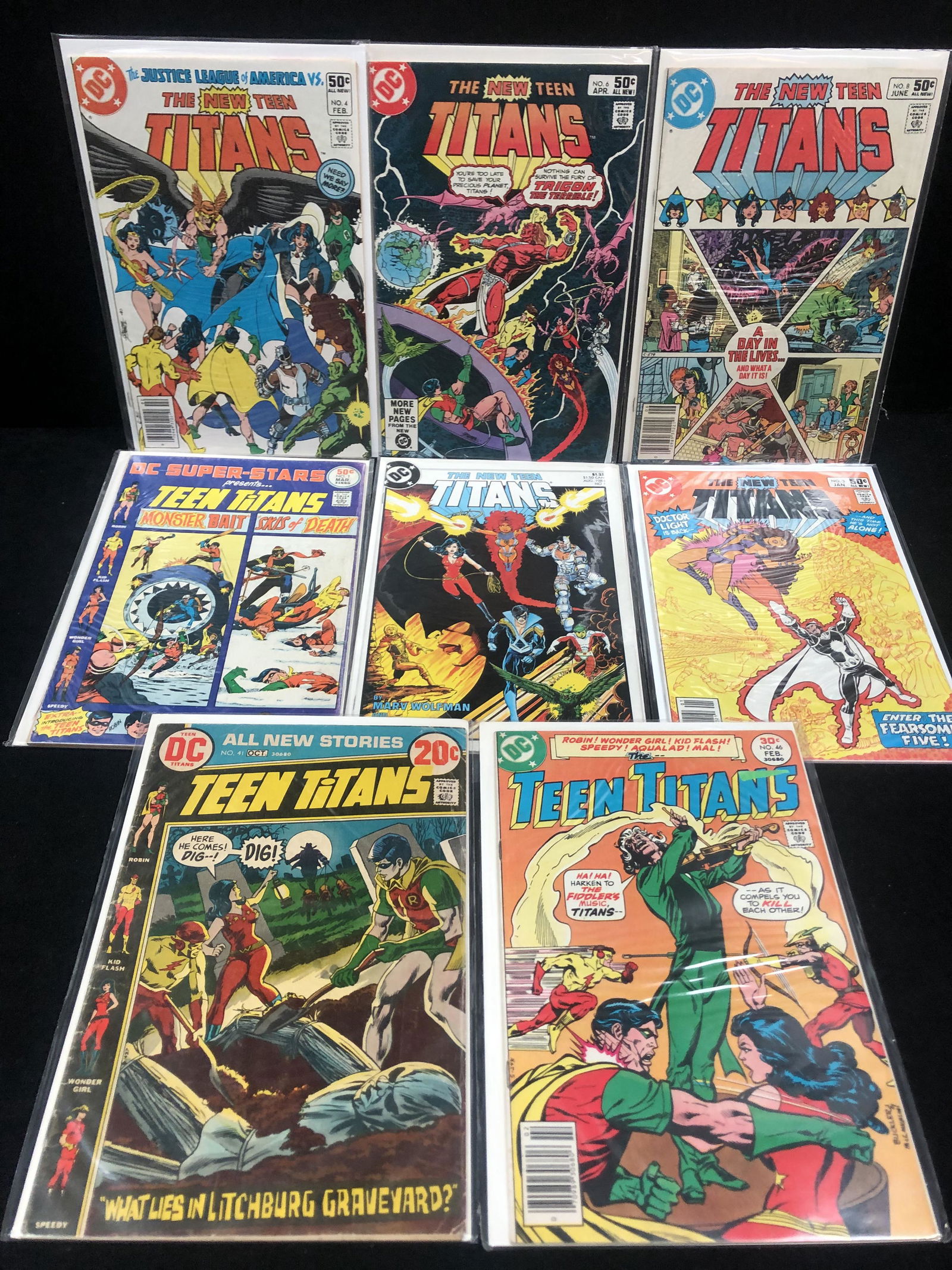 DC COMICS THE NEW TEEN TITANS COMIC BOOK LOT (1 of 1)