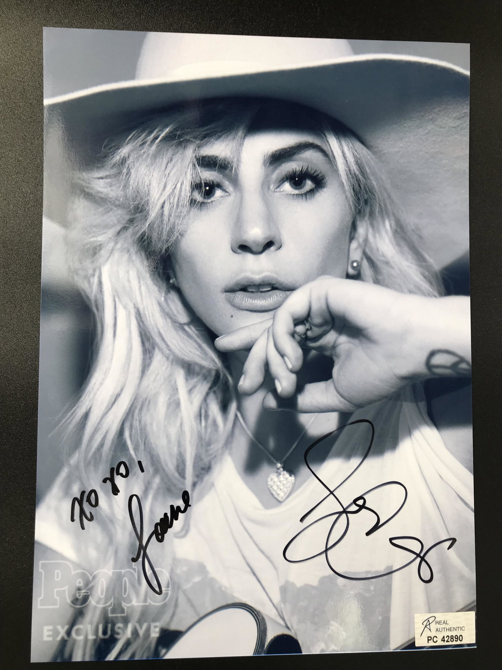 LADY GAGA SIGNED 8 X 10 (RA COA): LADY GAGA SIGNED 8 X 10 (RA COA)