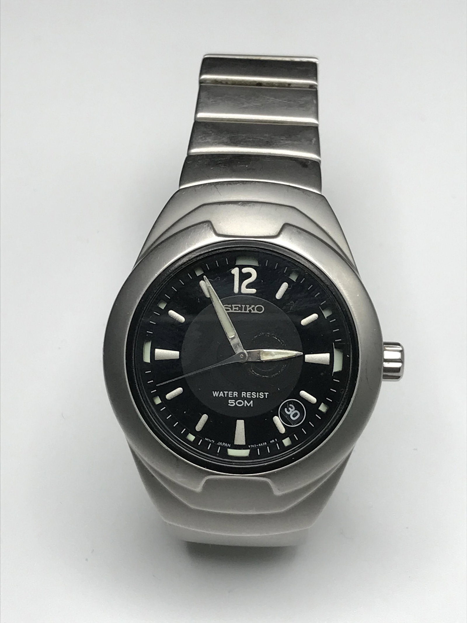 VINTAGE MENS SEIKO WRIST WATCH (WORKING): VINTAGE MENS SEIKO WRIST WATCH (WORKING)