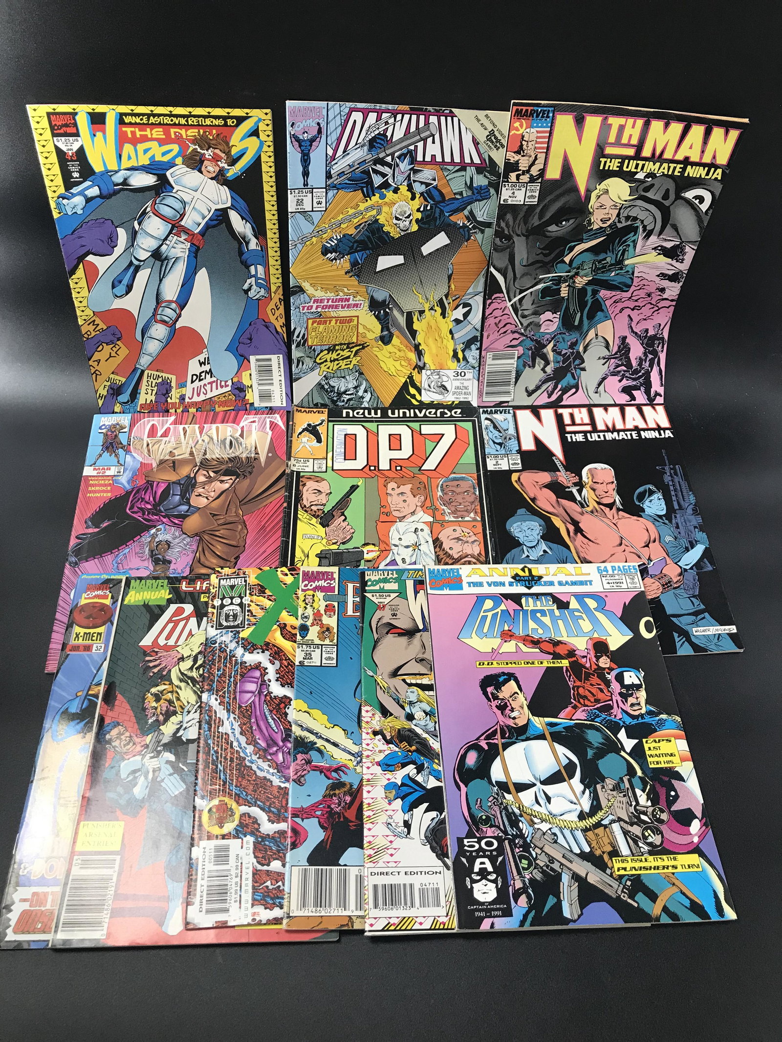 MARVEL SUPERHERO COMIC BOOK LOT (1 of 1)