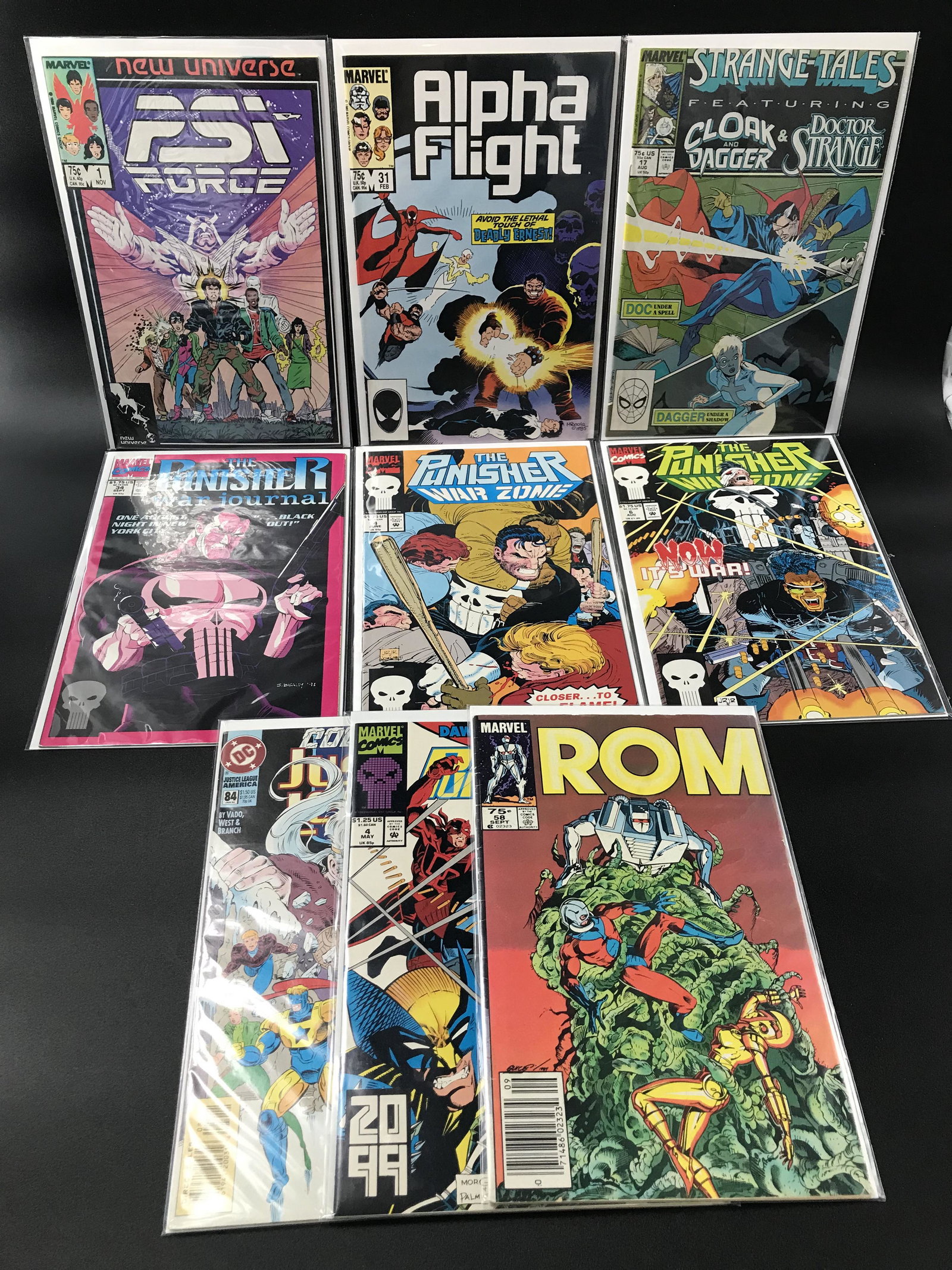 VARIOUS COMIC BOOK LOT (MARVEL/DC) (1 of 1)