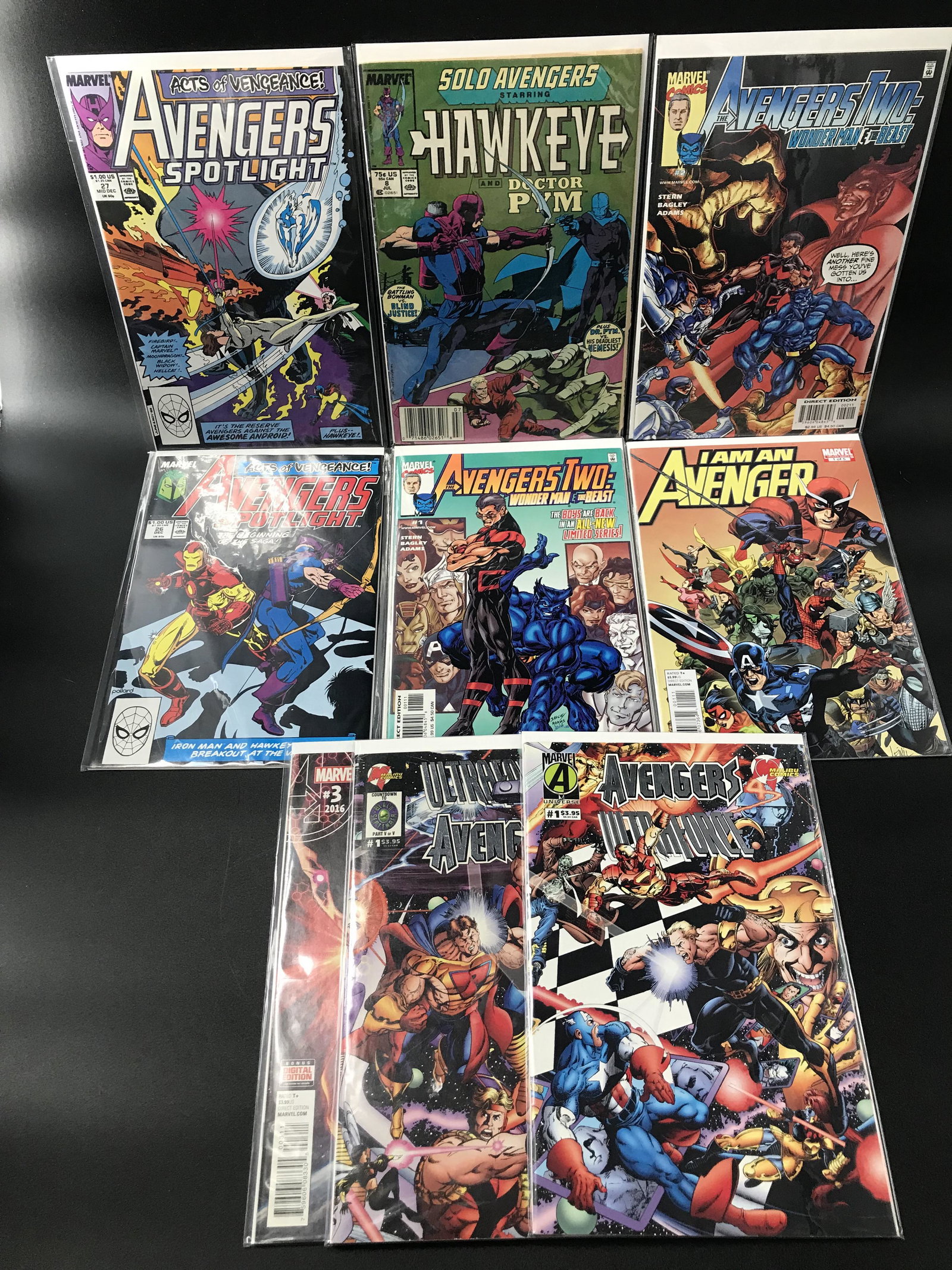 MARVEL AVENGERS COMIC BOOK LOT (1 of 1)