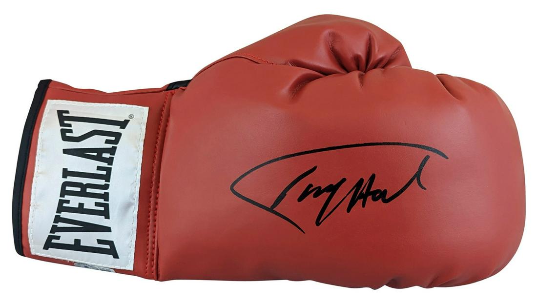 LARRY HOLMES SIGNED EVERLAST BOXING GLOVE (BECKETT COA) (1 of 2)