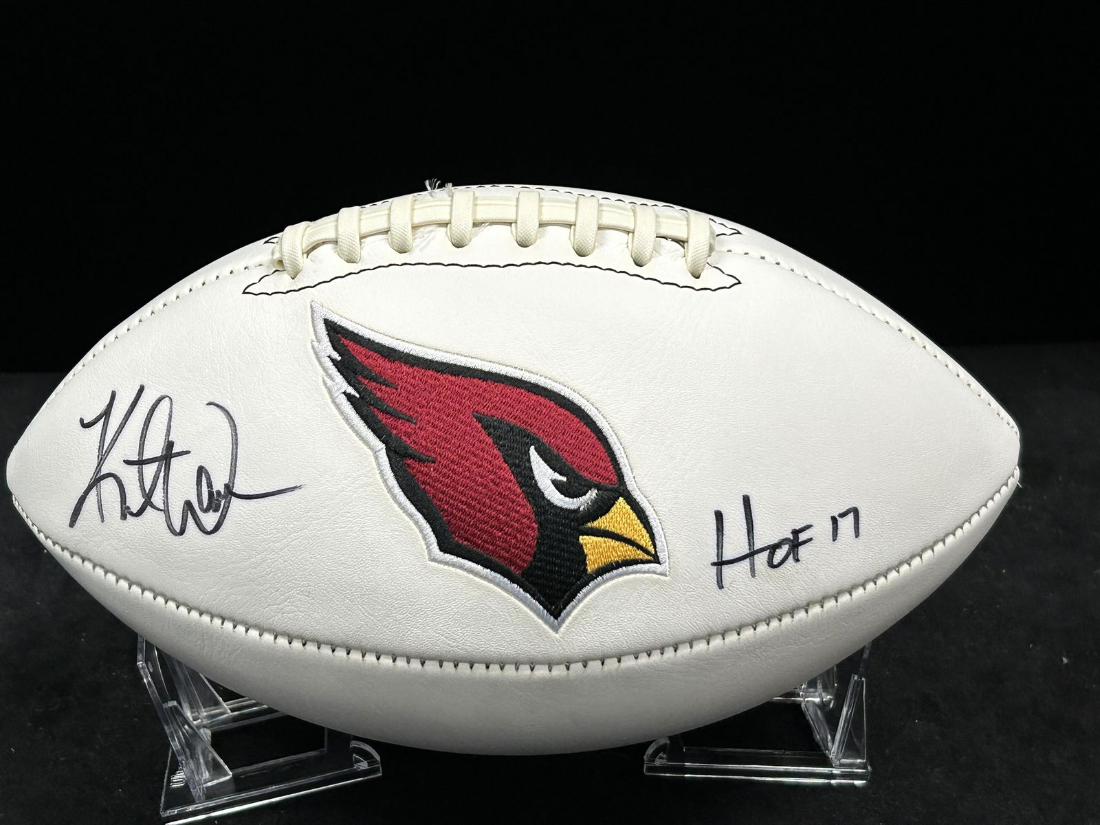 KURT WARNER SIGNED AND H.O.F INSCRIBED ARIZNA CARDINALS FOOTBALL (1 of 2)