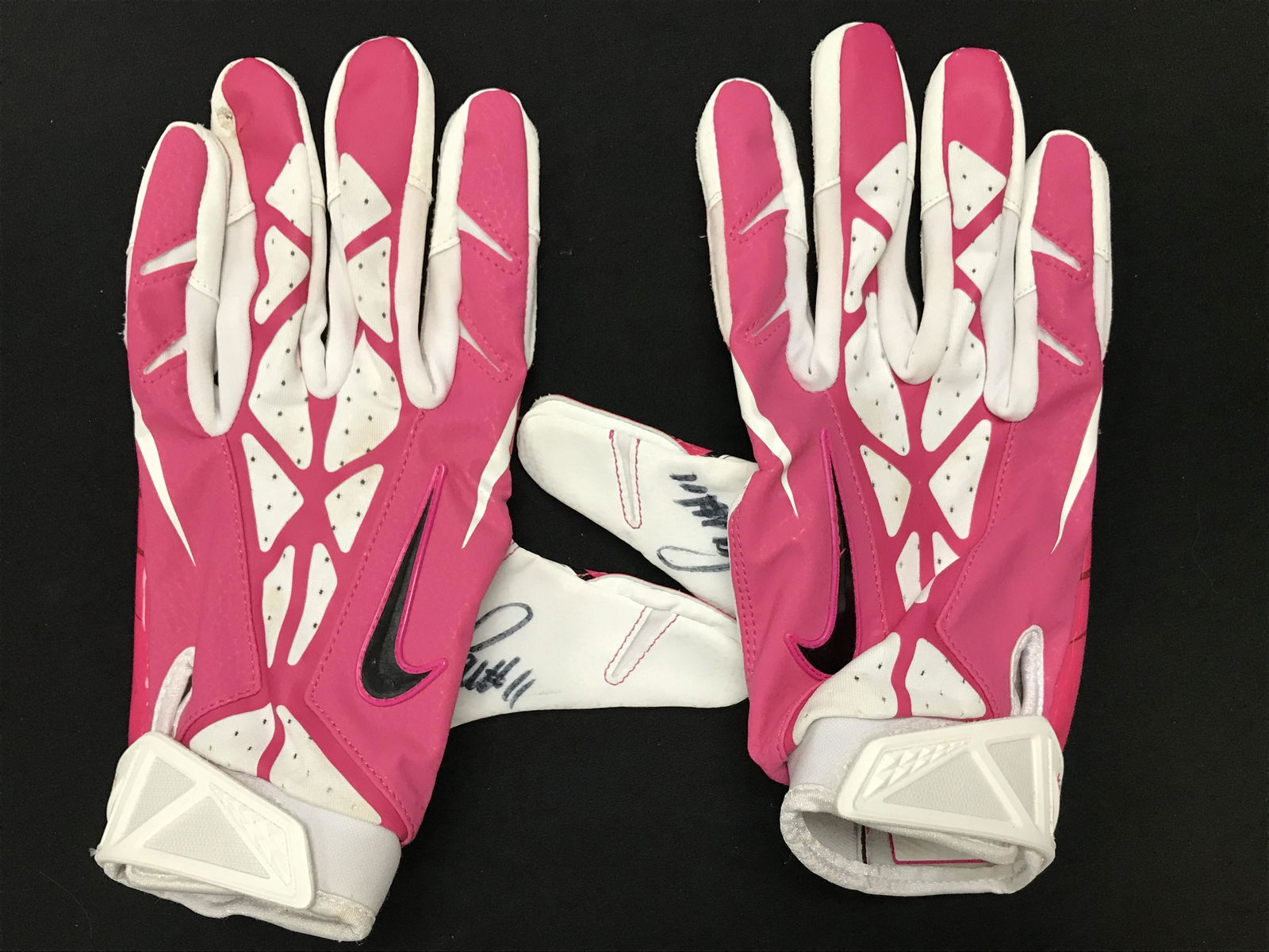 LARRY FITZGERALD DUAL SIGNED GAMES USED CUSTOM GLOVES WITH COA (1 of 4)