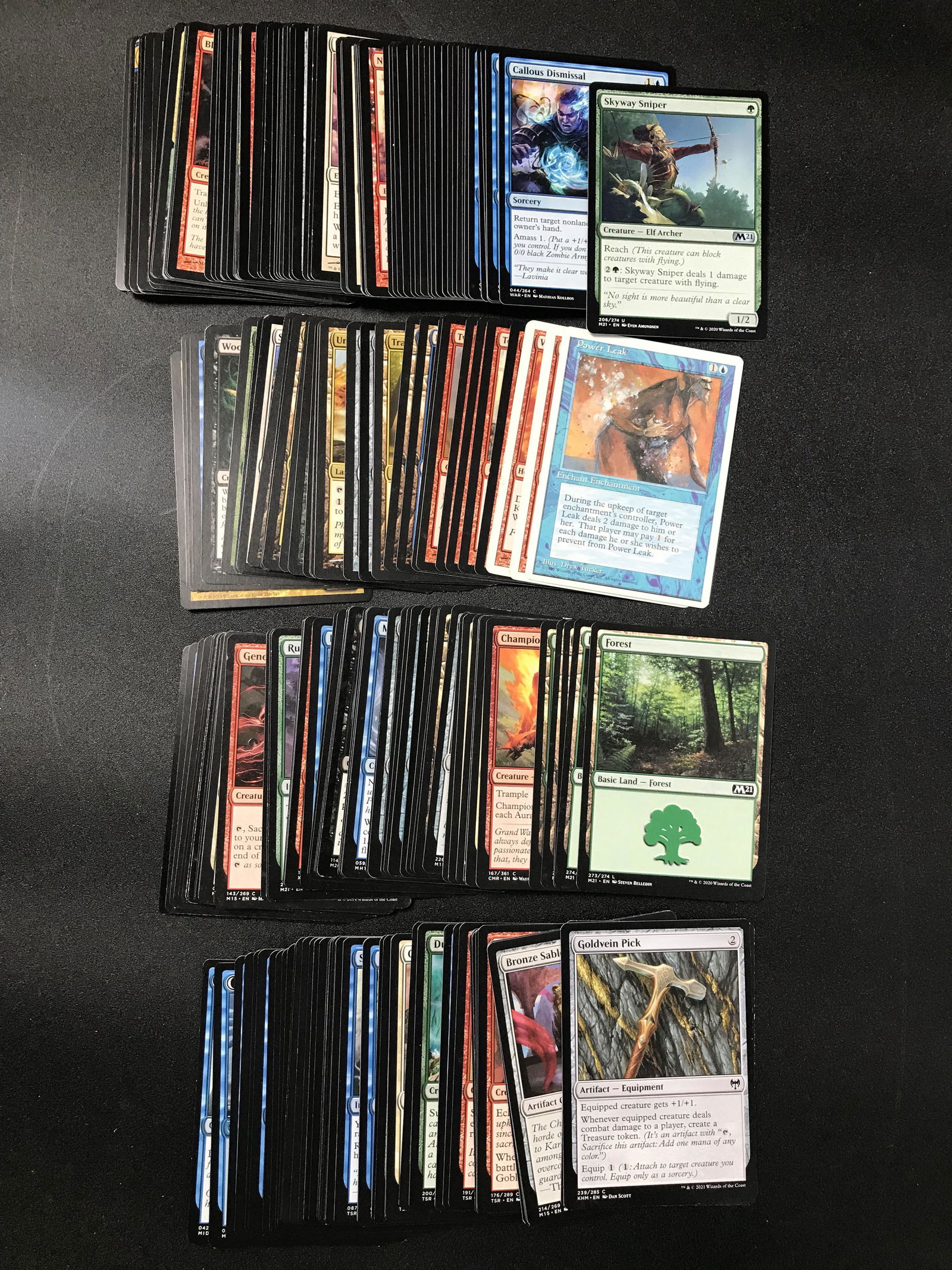LARGE LOT OF MAGIC THE GATHERING CARDS (1 of 1)