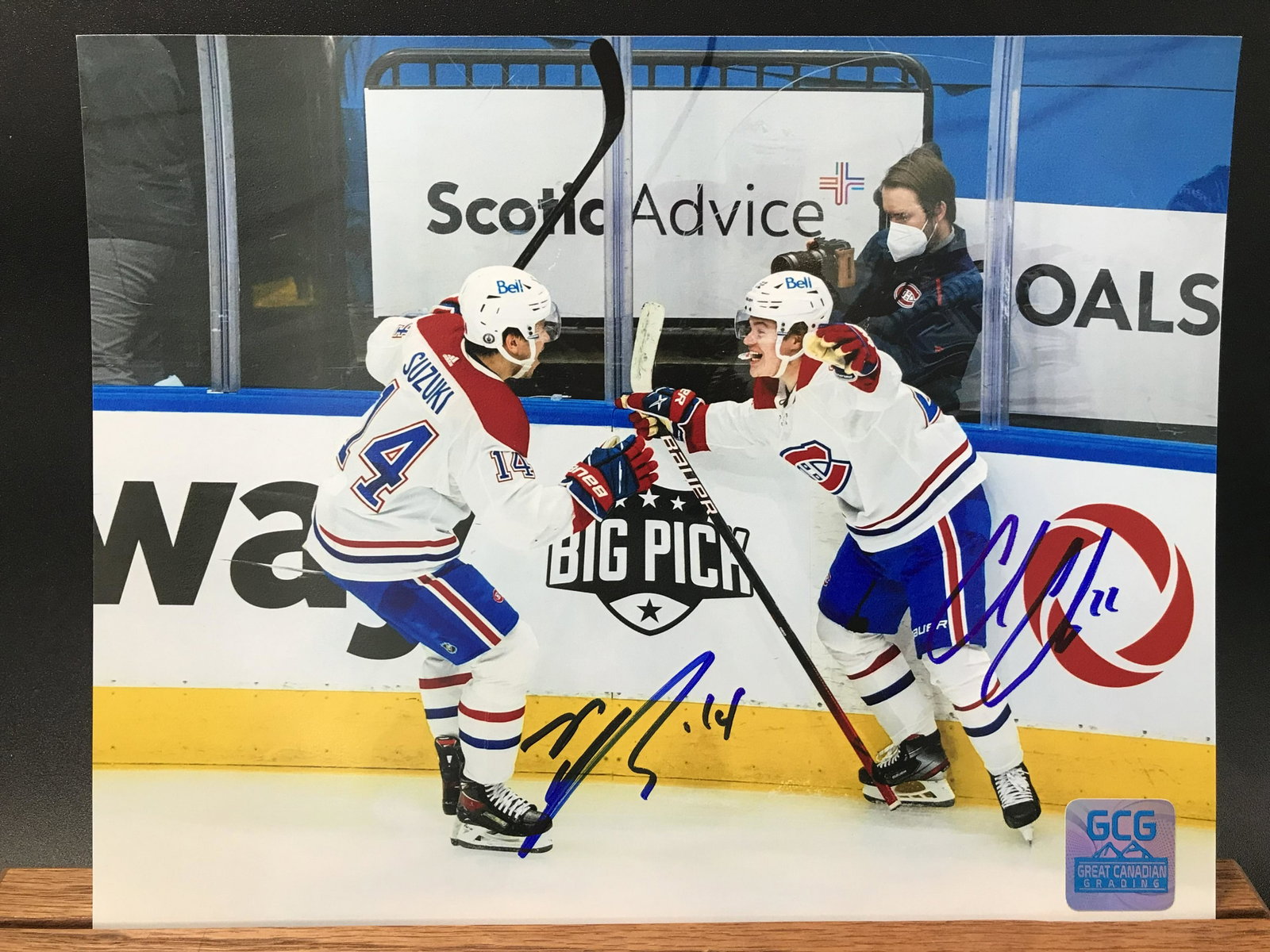 COLE CAULFIELD AND NICK SUZUKI DUEL SIGNED 8 X 10 (GCG HOLO): COLE CAULFIELD AND NICK SUZUKI DUEL SIGNED 8 X 10 (GCG HOLO)