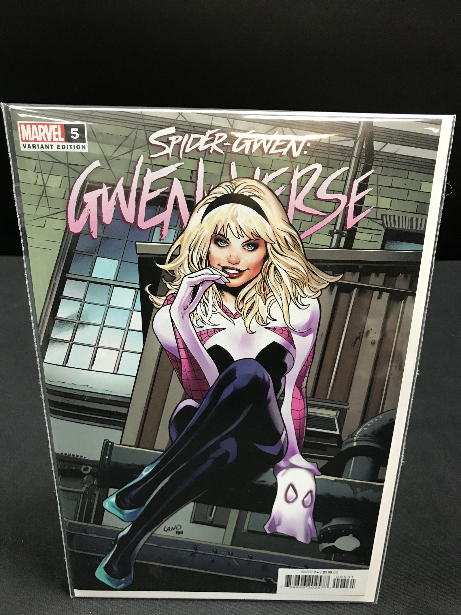 MARVEL COMICS SPIDER-GWEN NO.5 (1 of 1)