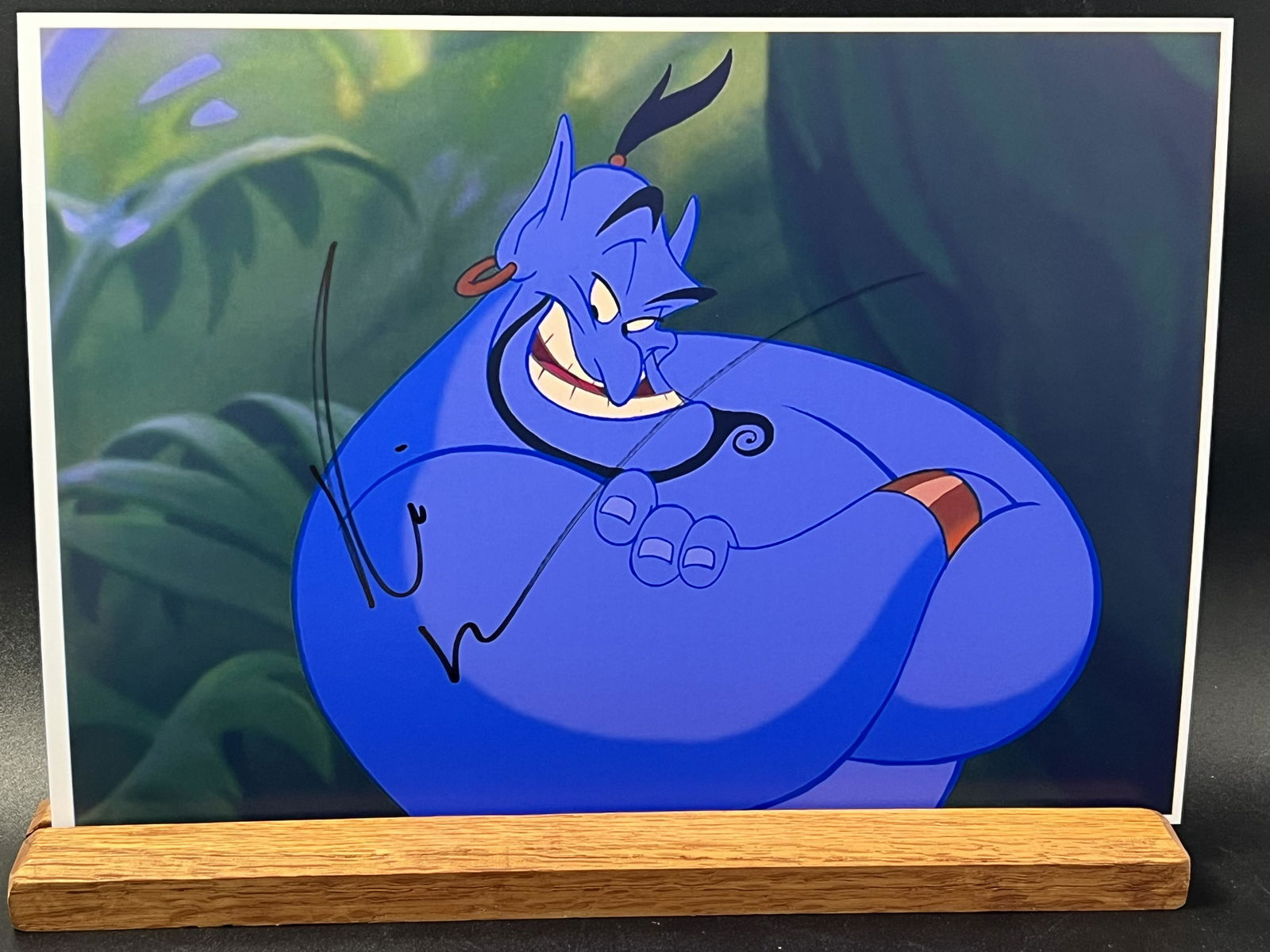 ROBIN WILLIAMS SIGNED ALADDIN 8 X 10 (RA COA) (1 of 2)