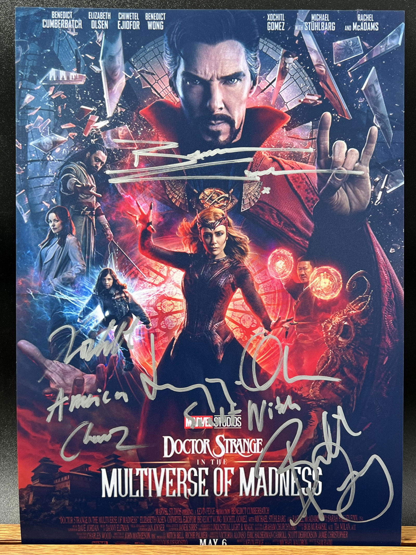 DR. STRANGE MULTIVERSE CAST SIGNED 8 X 10 (RA COA) (1 of 2)