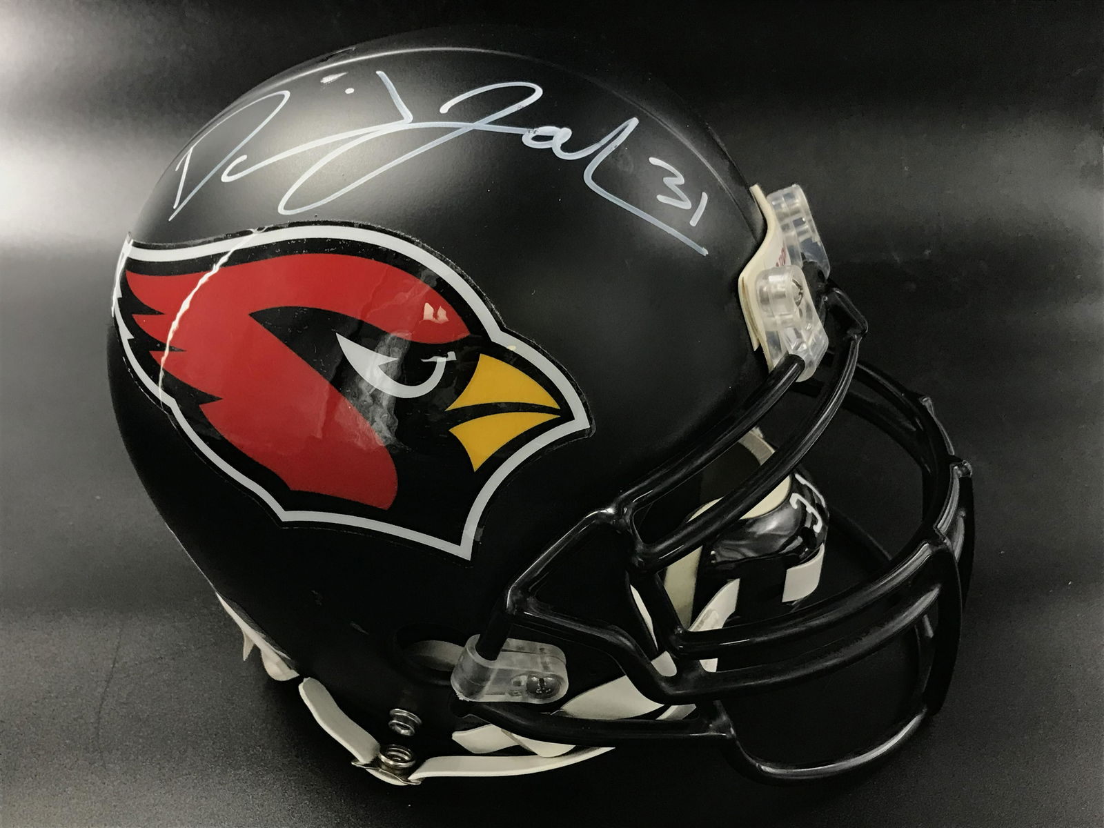 DAVID JOHNSON SIGNED FULL SIZE ARIZONA CARDINALS PRO HELMET (BECKETT COA): DAVID JOHNSON SIGNED FULL SIZE ARIZONA CARDINALS PRO HELMET (BECKETT COA)