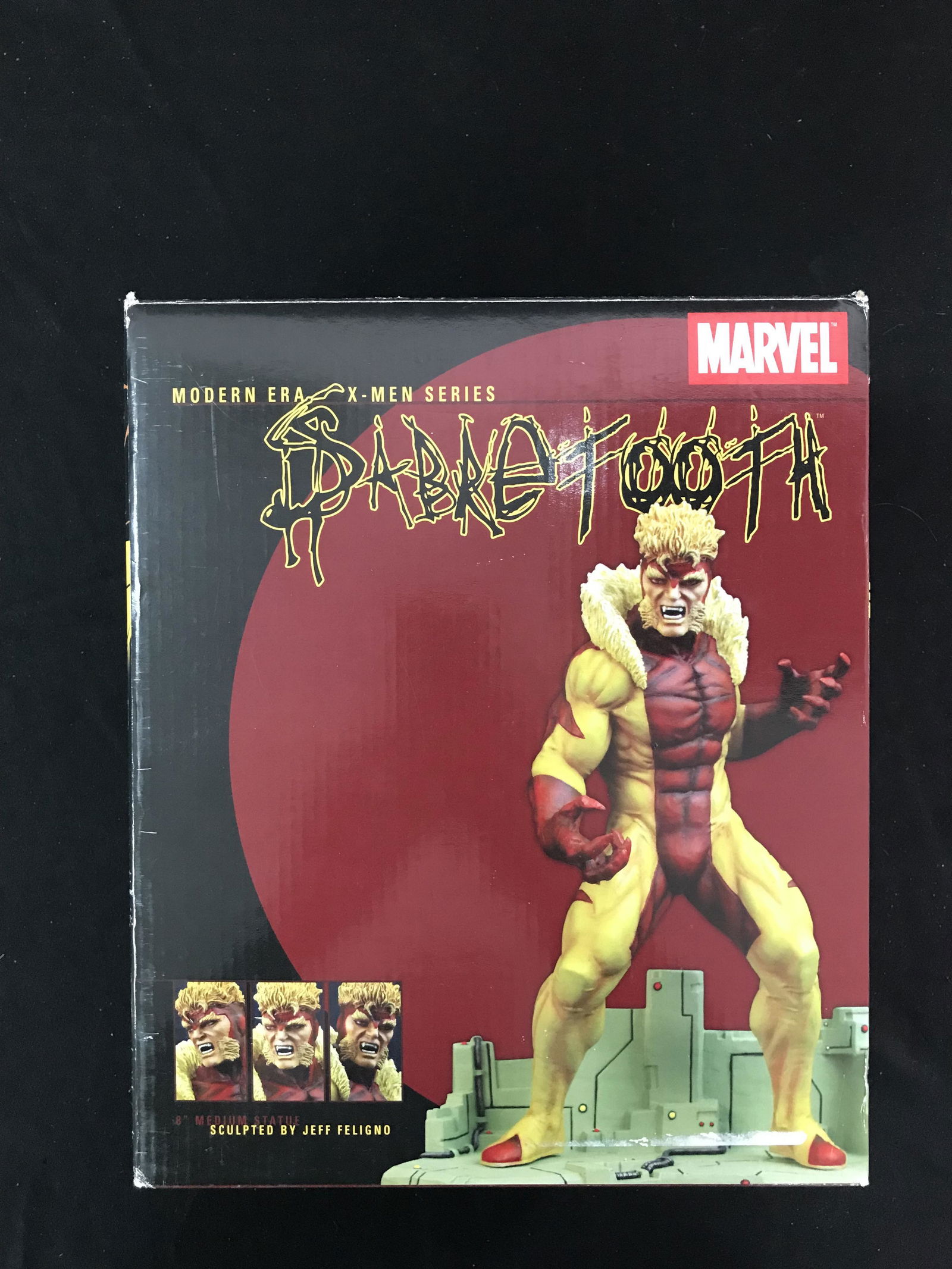 NEW IN BOX MARVEL SABRETOOTH 12" STATUE (1 of 1)