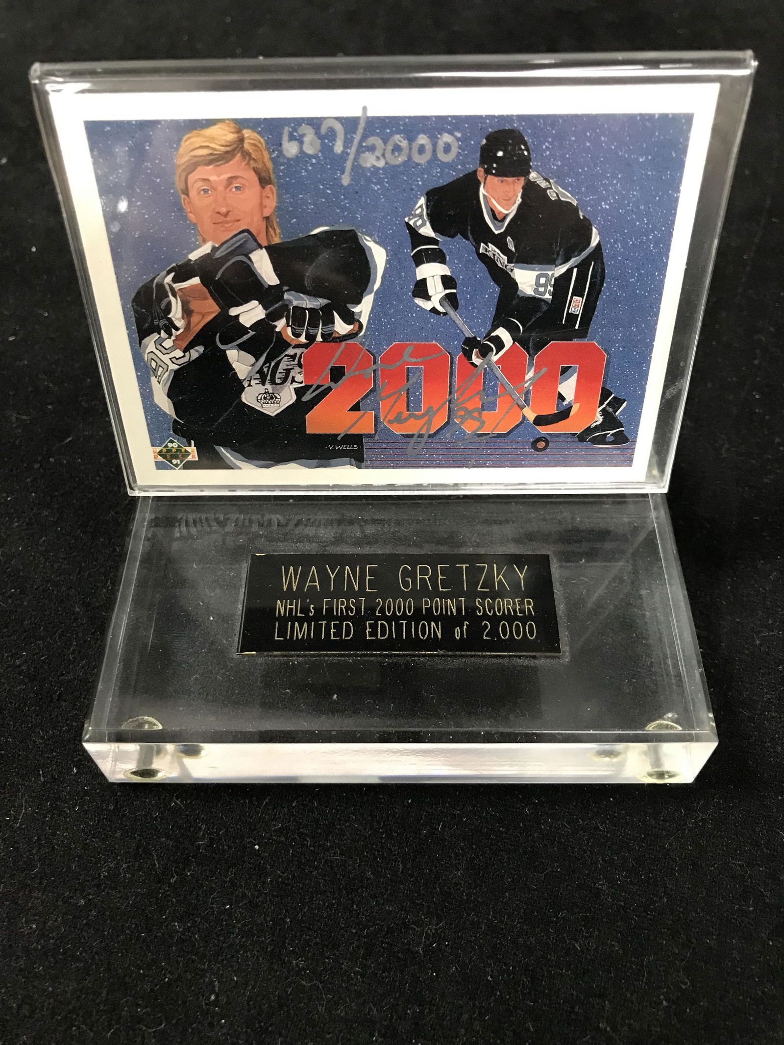 UPPER DECK LTD EDITION WAYNE GRETZKY SIGNED HOCKEY CARD (1 of 1)