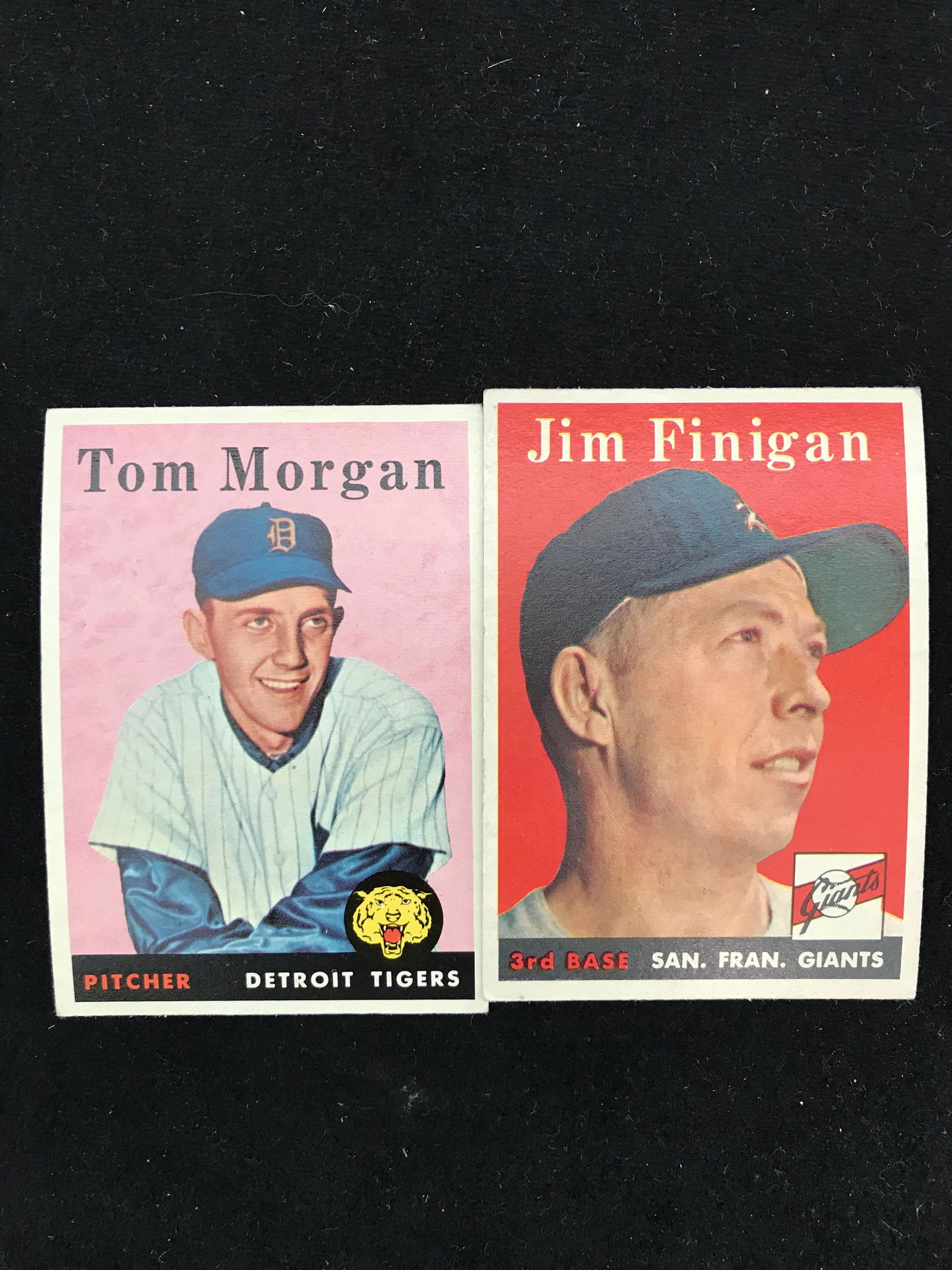 VINTAGE MLB BASEBALL 2 CARD LOT (1 of 2)