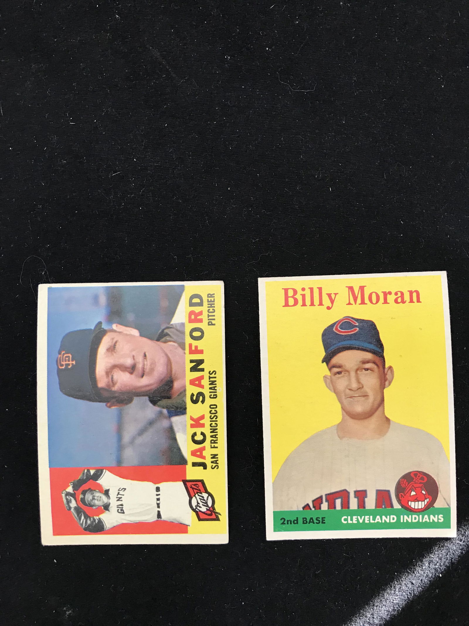 VINTAGE MLB BASEBALL 2 CARD LOT (1 of 2)