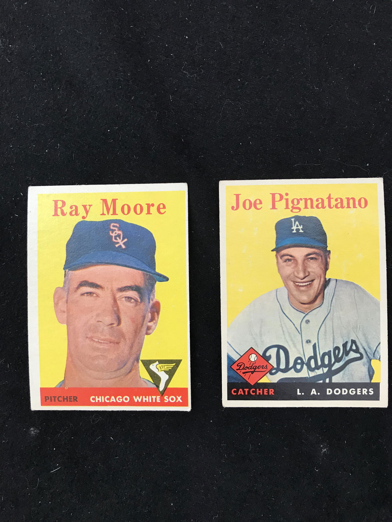 VINTAGE MLB BASEBALL 2 CARD LOT (1 of 2)