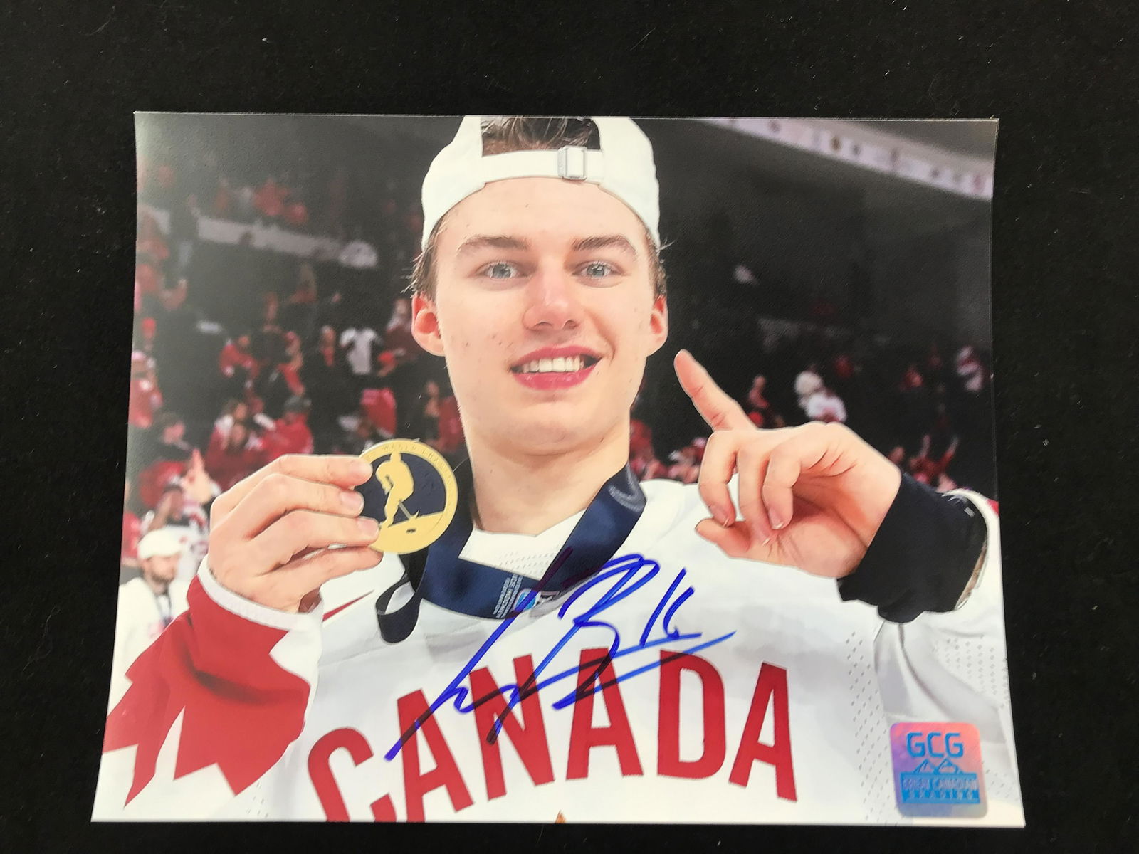 CONNOR BEDARD SIGNED 8X10 (GCG COA) (1 of 1)