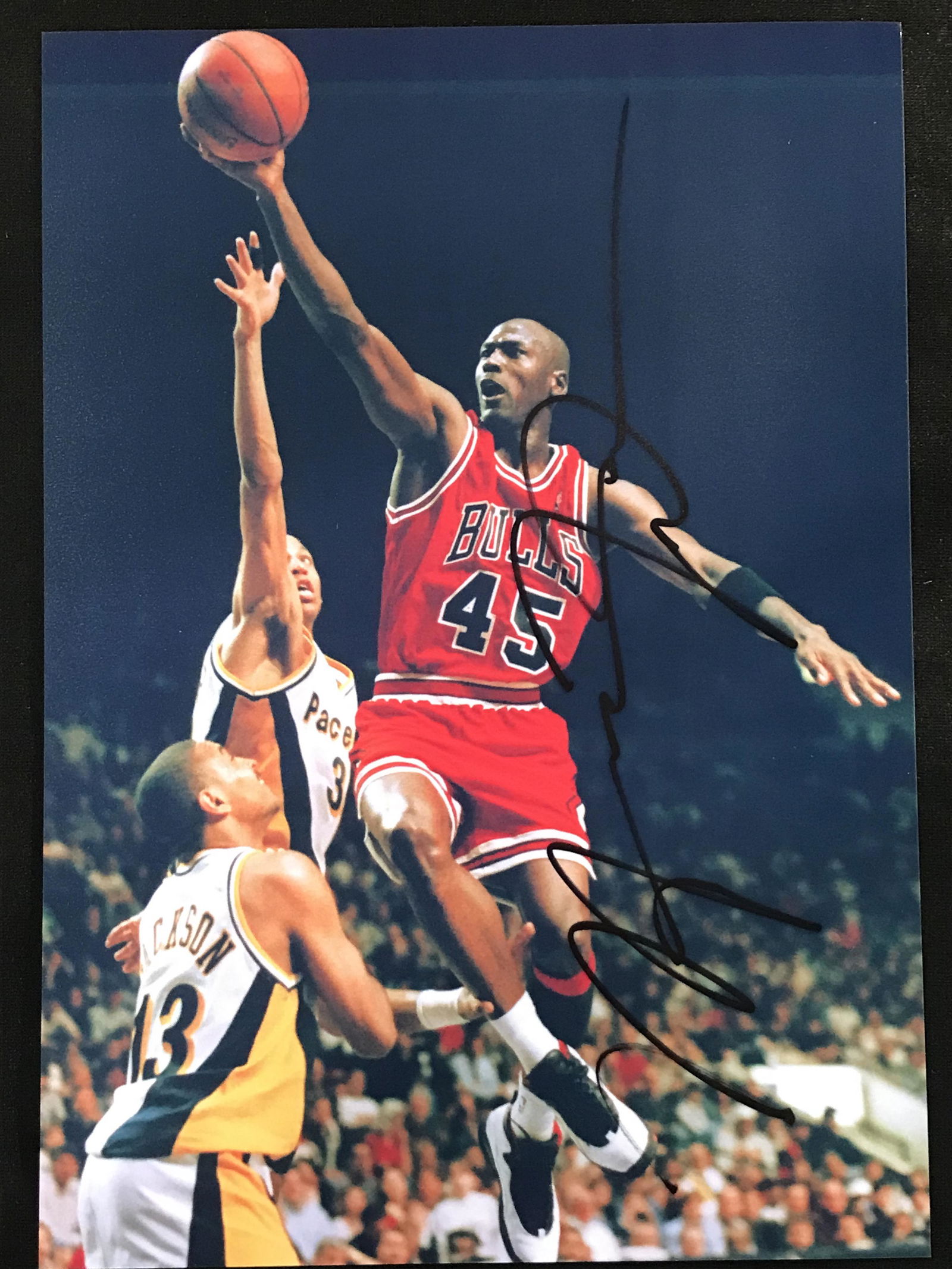 MICHAEL JORDAN SIGNED 8X10 (RA COA) (1 of 2)