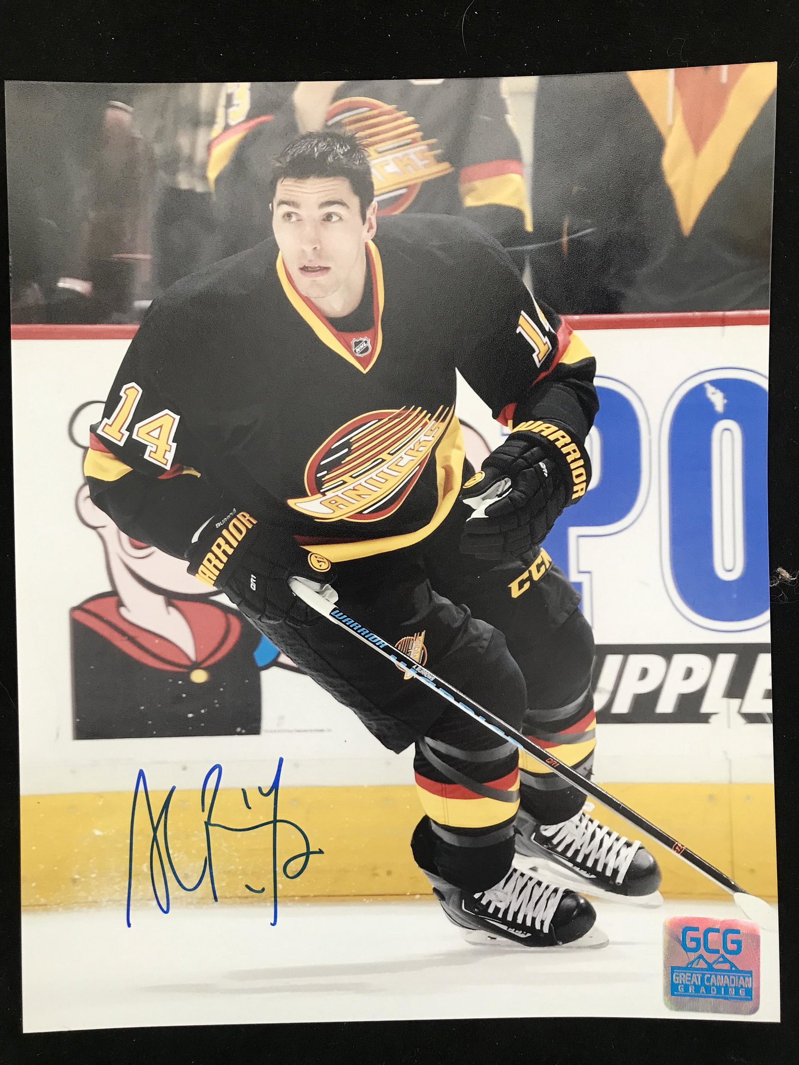 ALEX BURROWS SIGNED VANCOUVER CANUCKS 8 X 10 (GCG HOLO): 1