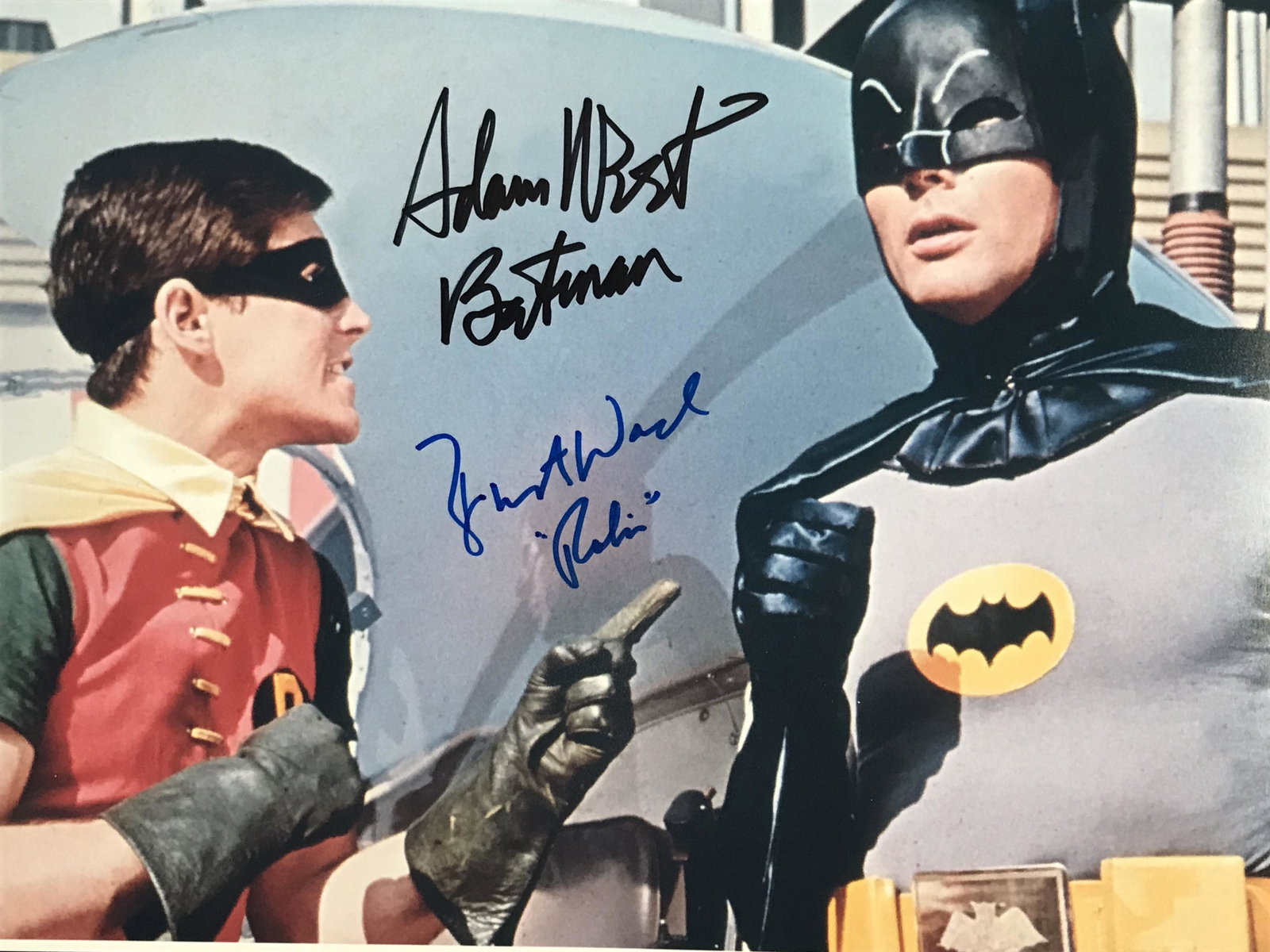 ADAM WEST/ BURT WARD SIGNED BATMAN 8X10 (RA COA): 1
