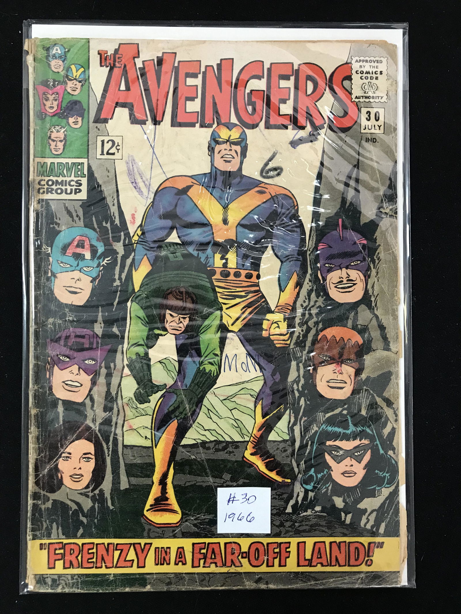 MARVEL COMICS THE AVENGERS NO.30 (1 of 1)