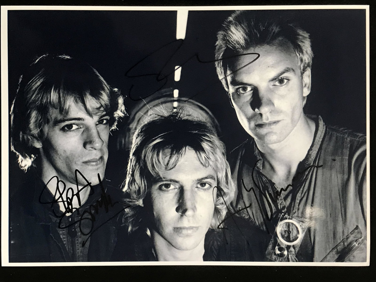 THE POLICE BAND SIGNED 8 X 10 (RA COA): THE POLICE BAND SIGNED 8 X 10 (RA COA)