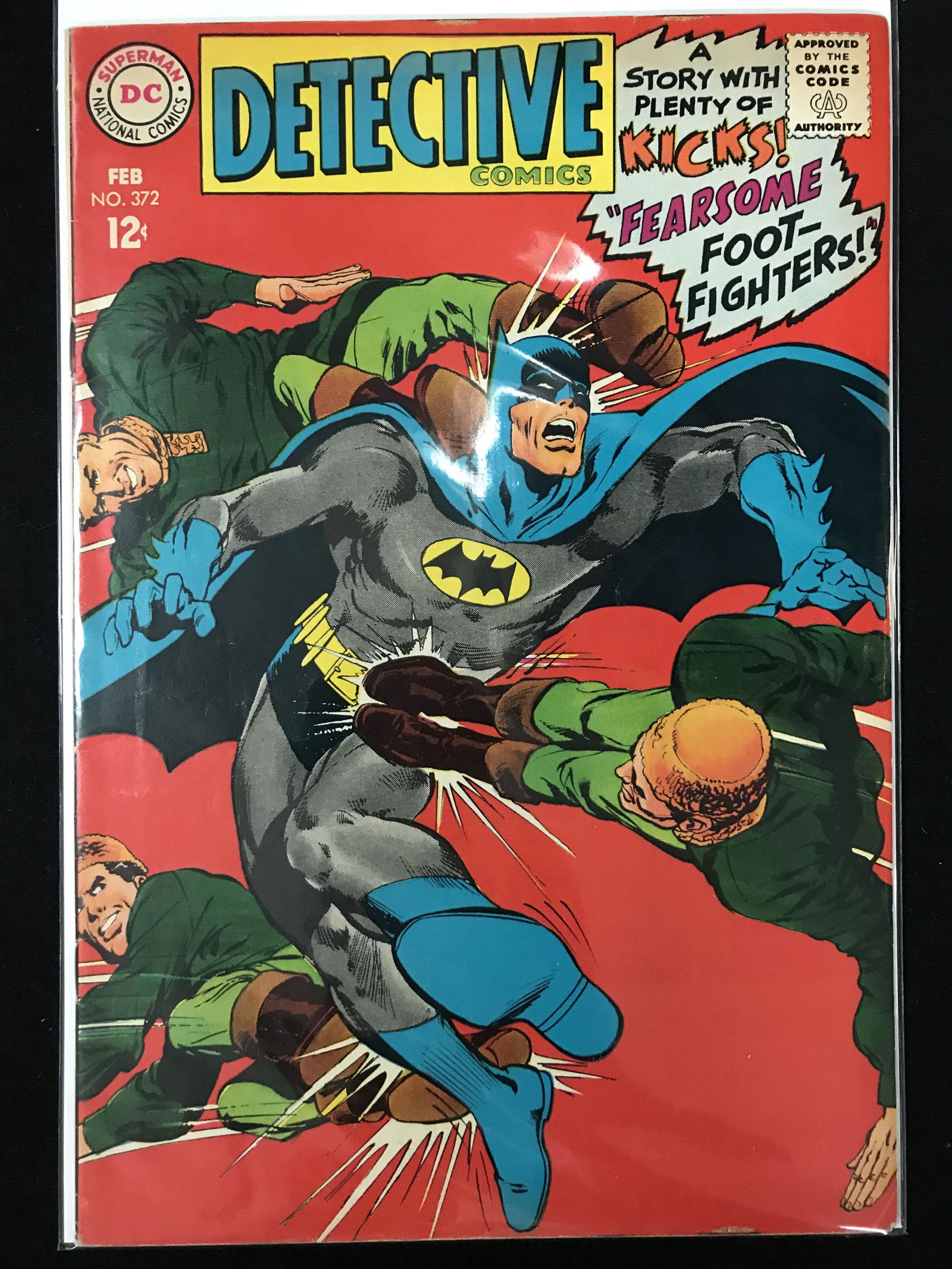 DC COMICS DETECTIVE STARRING BATMAN NO.372 (1 of 1)