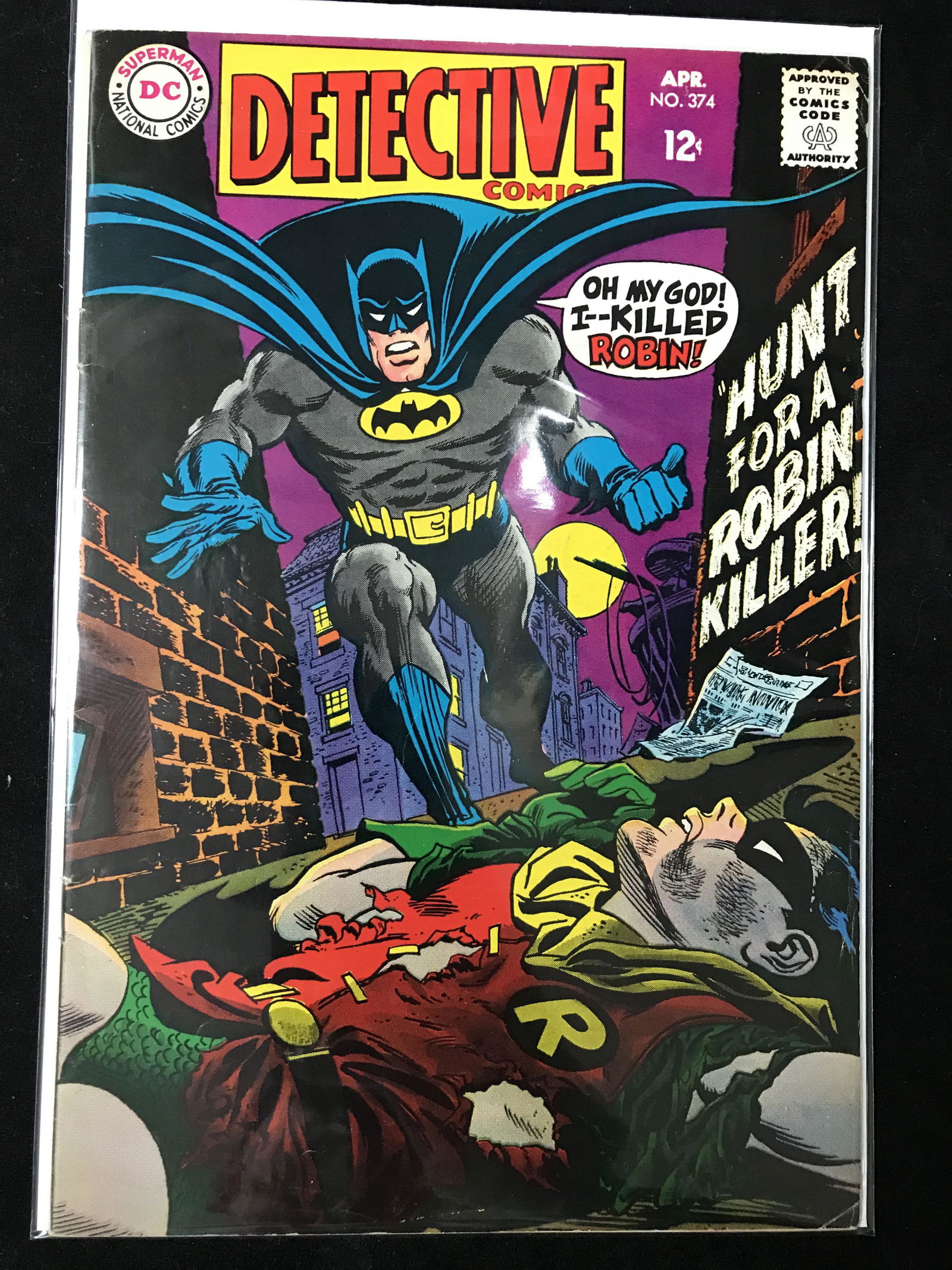 DC COMICS DETECTIVE STARRING BATMAN NO.374 (1 of 1)