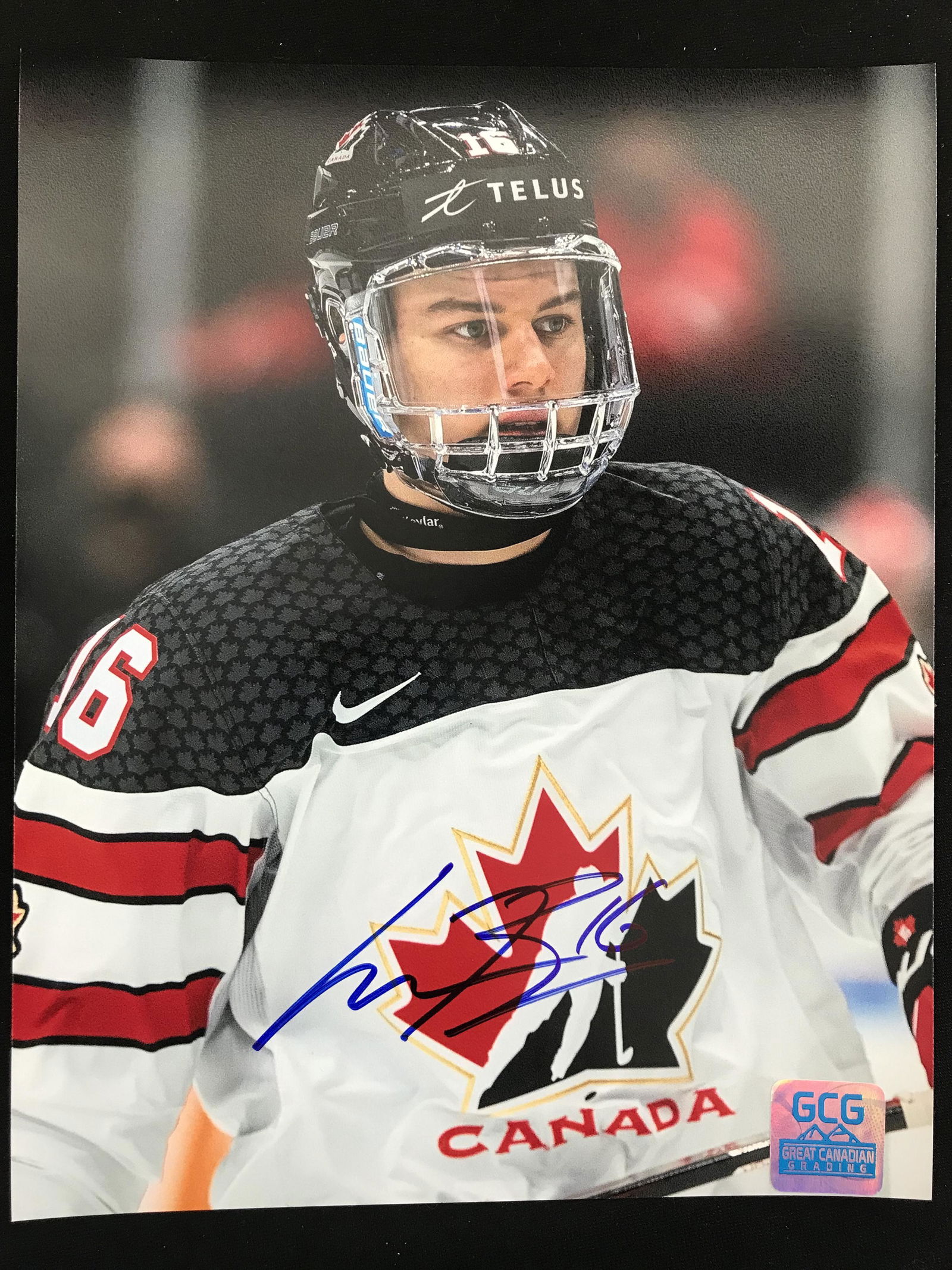 CONNOR BEDARD SIGNED TEAM CANADA WORLD JUNIORS 8 X 10 (GCG HOLO) (1 of 1)
