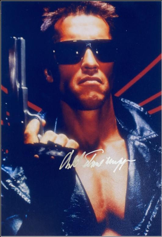 ARNOLD SCHWARZENEGGER SIGNED 8X10 (RA COA) (1 of 1)