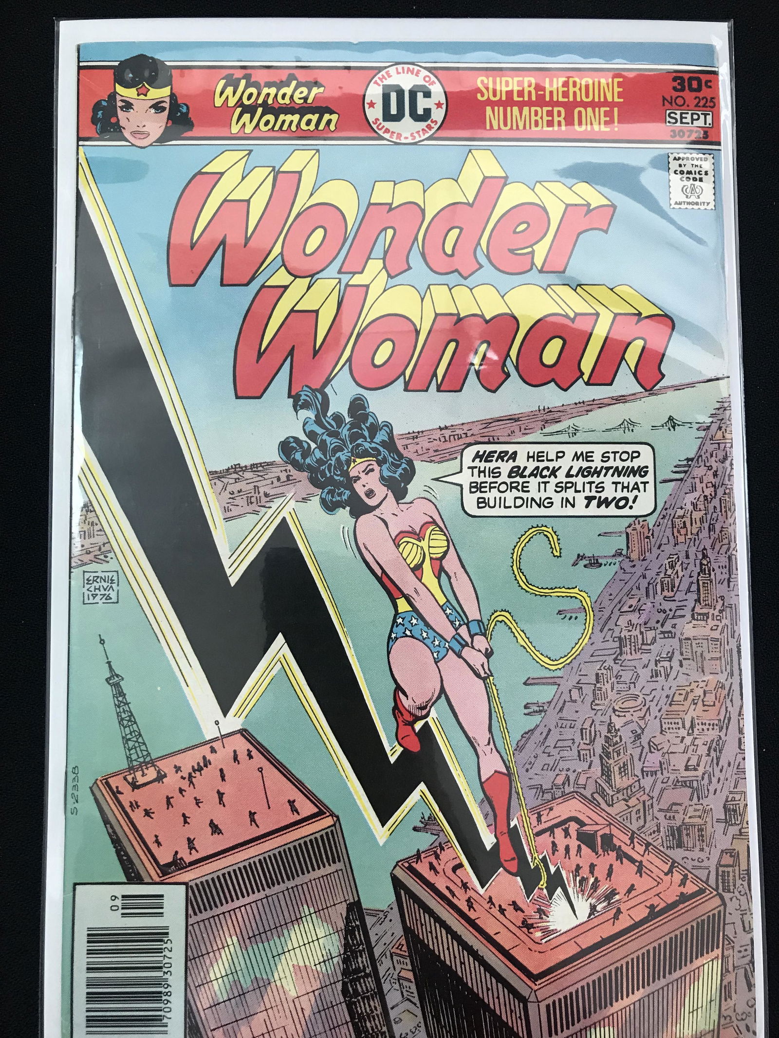 WONDER WOMAN  # 225   (DC COMICS) (1 of 1)