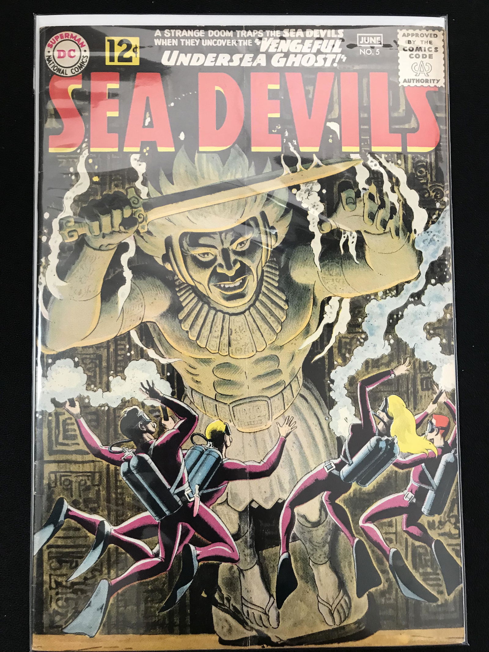 SEA DEVILS #5 (DC COMICS) (1 of 1)