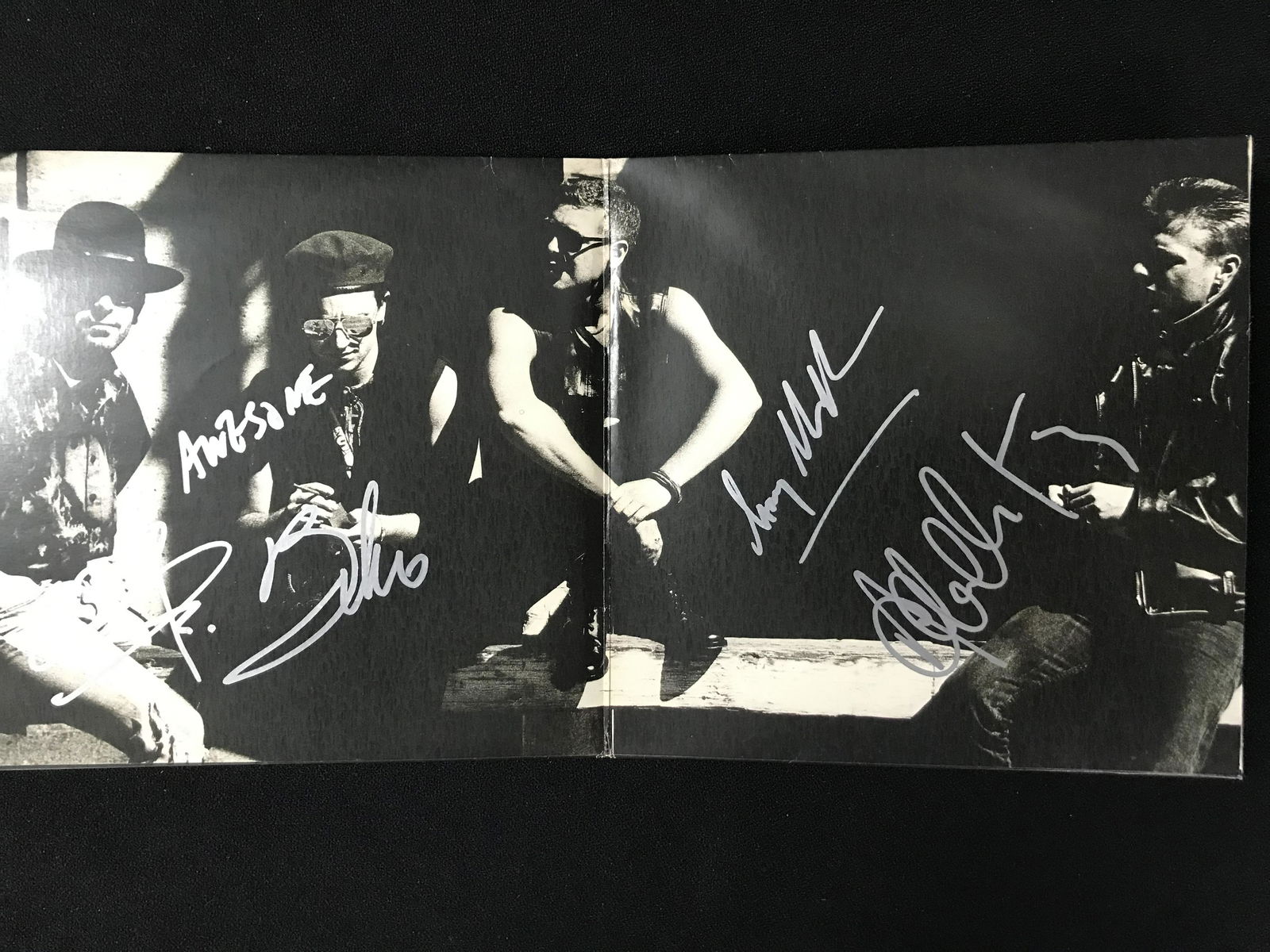 U2 BAND SIGNED RA COA VINYL RECORD (1 of 5)
