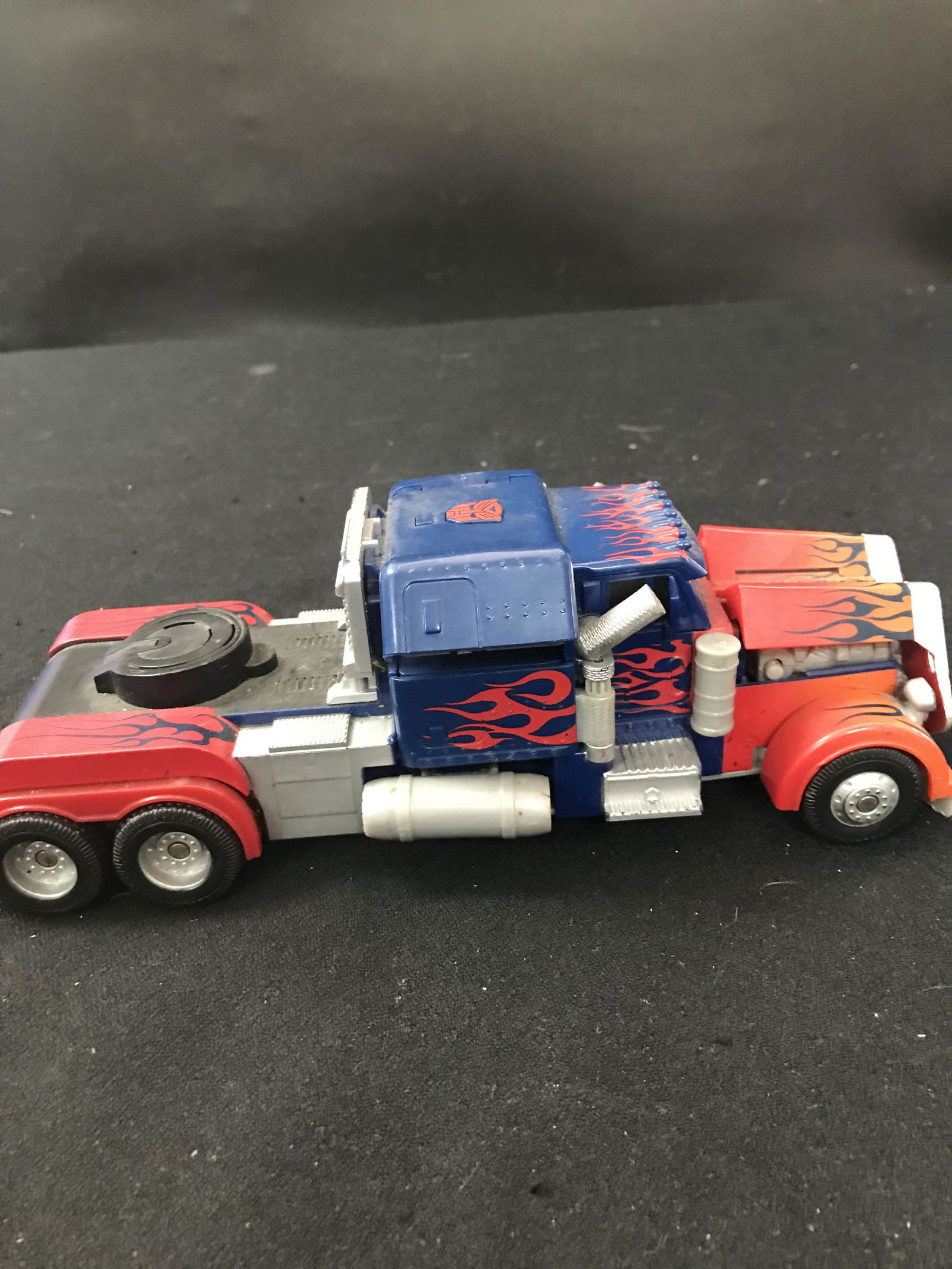 TRANSFORMERS OPTIMUS PRIME (1 of 5)