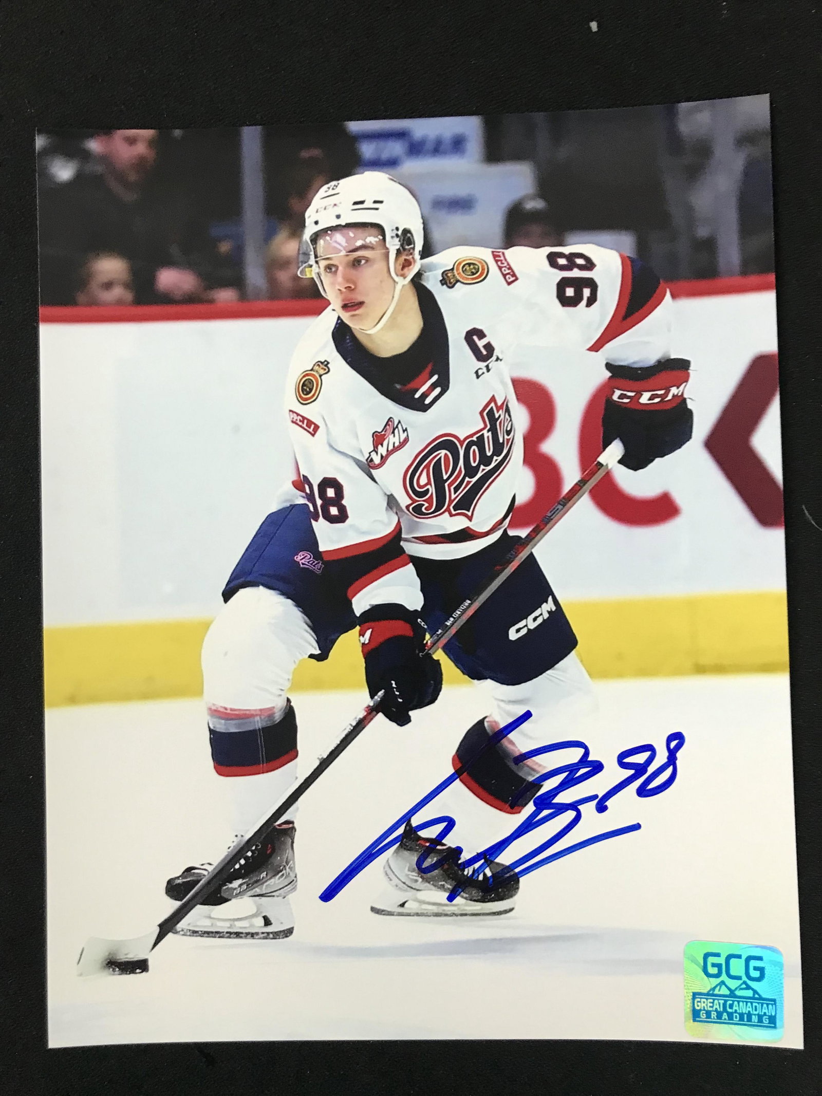 CONNOR BEDARD SIGNED 8X10 (GCG HOLO): CONNOR BEDARD SIGNED 8X10 (GCG HOLO)