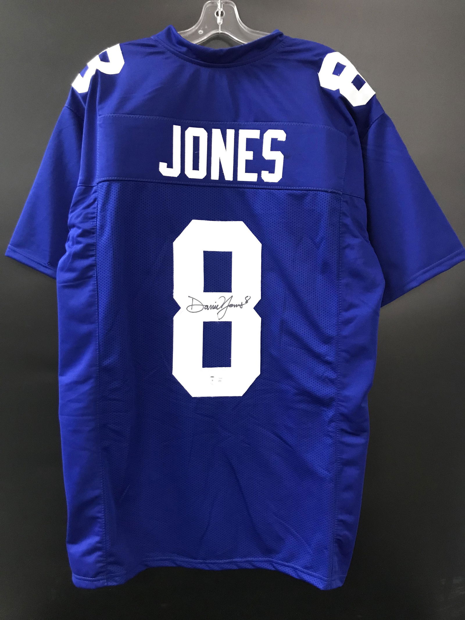 DANIEL JONES SIGNED NEW YORK GIANTS JERSEY BECKETT AUTHENTICATION (1 of 3)