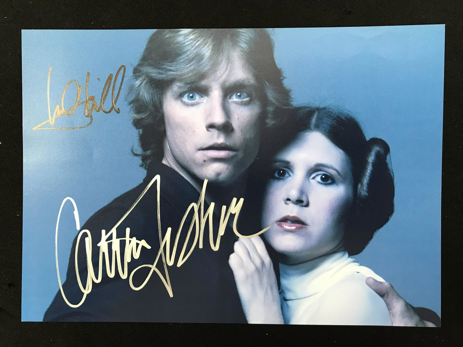 MARK HAMILL AND CARRIE FSHER SIGNED STAR WARS 8 X 10 (RA COA) (1 of 2)